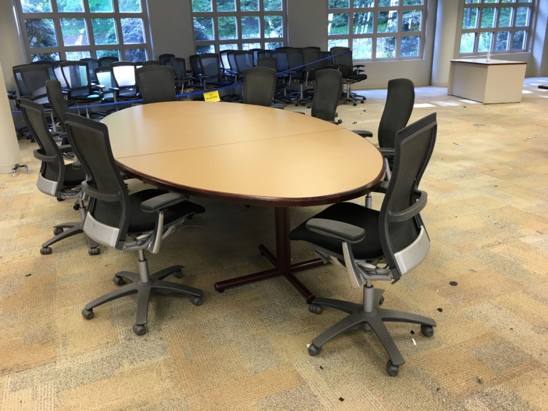 150" X 72" CONFERENCE TABLE WITH 8 PCS OF KNOLL EXECUTIVE CHAIRS