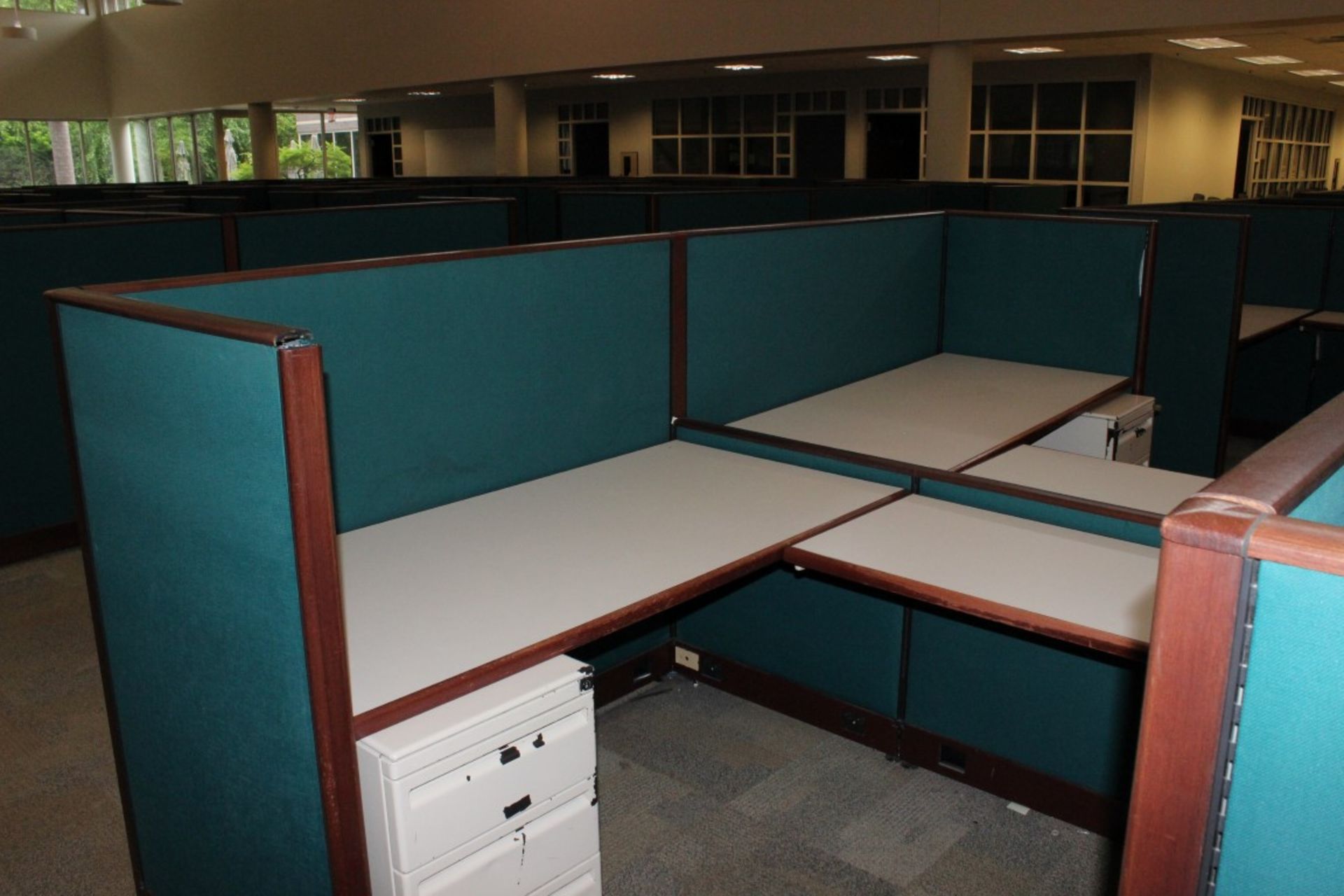 EXECUTIVE OFFICE CUBICLES. DISMANTLED & READY TO LOAD - Image 6 of 11