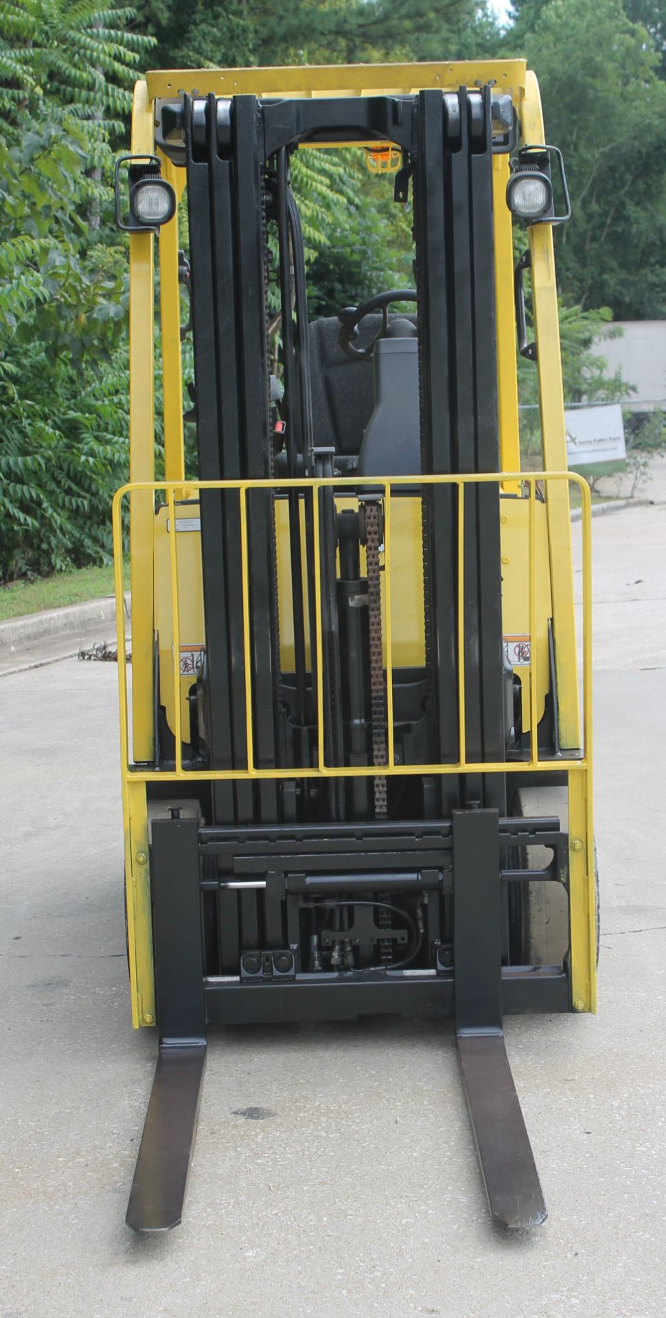 2012 HYSTER 5000 LBS. CAPACITY ELECTRIC FORKLIFT WITH 48 VOLTS BATTERY CHARGER, CLICK TO WATCH VIDEO - Image 7 of 8