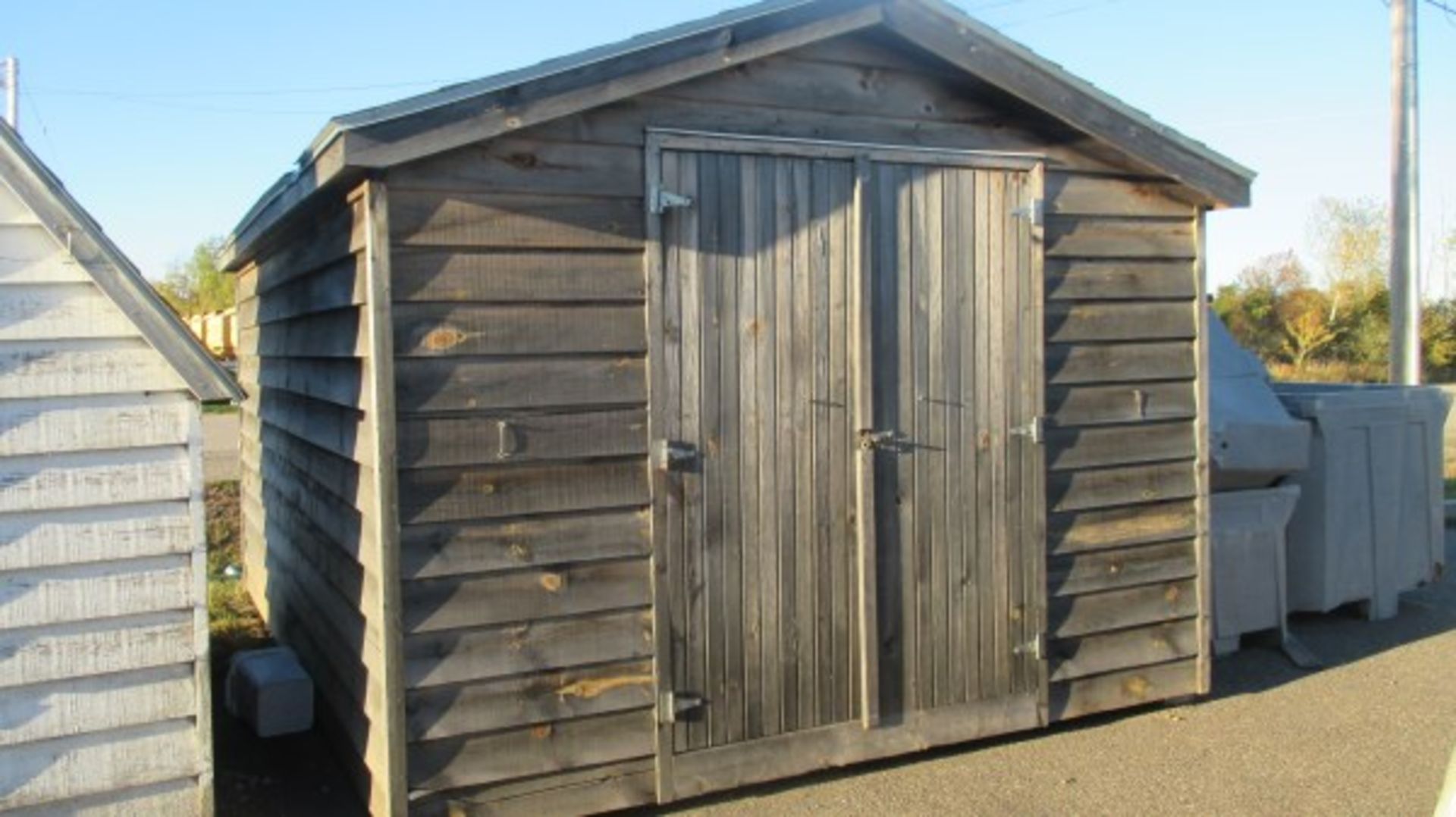 14' X 10' X 6.5' h BARN DOOR SHED W/ PICNIC TABLE