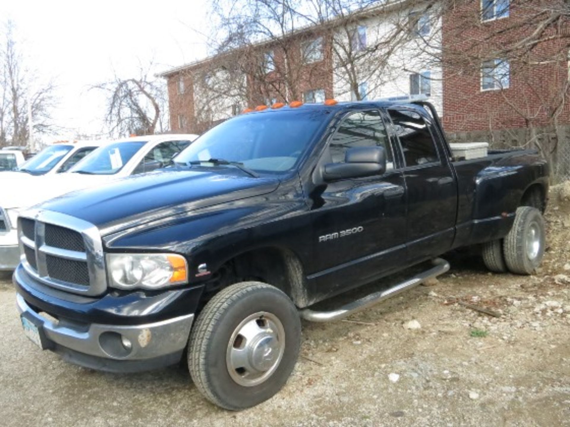 2005 DODGE RAM 3500 SLT 4x4 CREW CAB DUAL WHEEL PICKUP TRUCK. VIN: 3D7MS48C95G742293. ODOMETER: