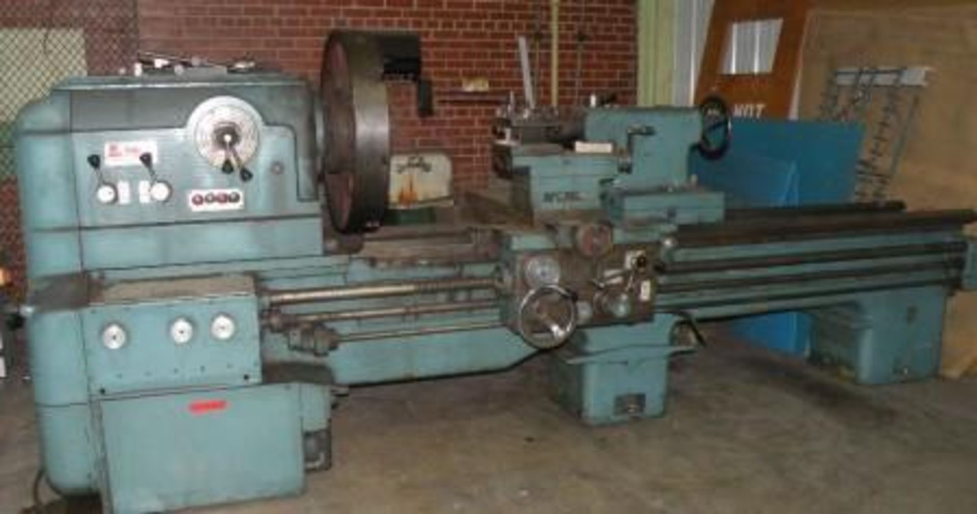 Universal Lion Engine Lathe: 32" Sw x 96" Centers, 42" in (Free Loading)(Union City, TN) - Image 4 of 7