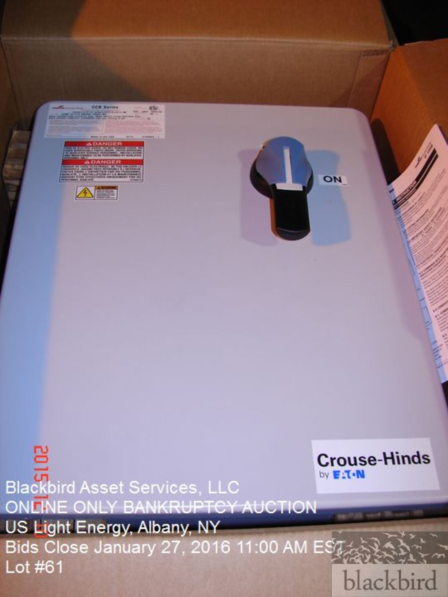 Cooper Crouse-Hinds CCB series photovoltaic combiner box  1000 volts DC