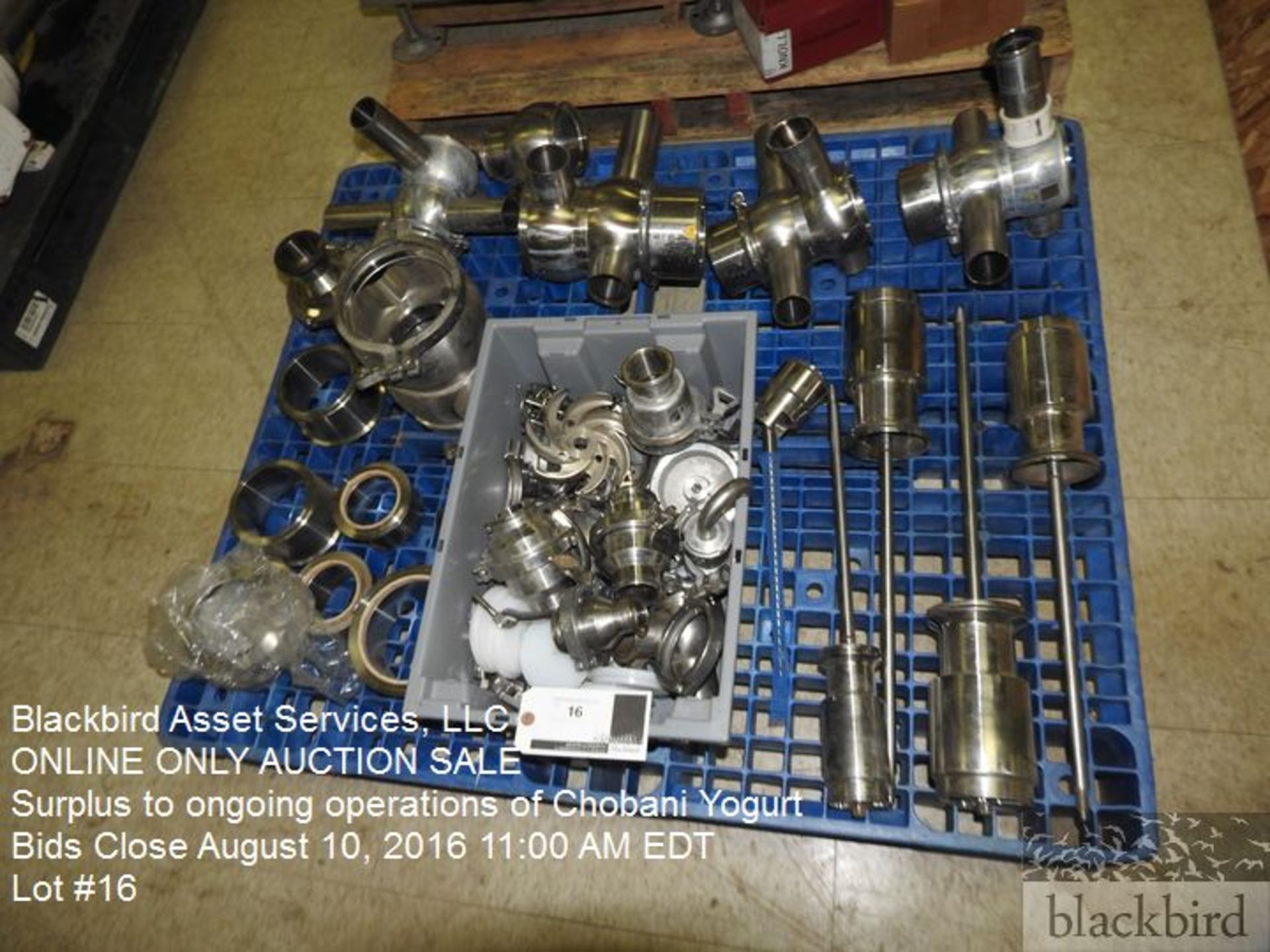 Lot bin stainless steel tubing/valves/fittings, 1-1/2" diameter, various sizes with flanges