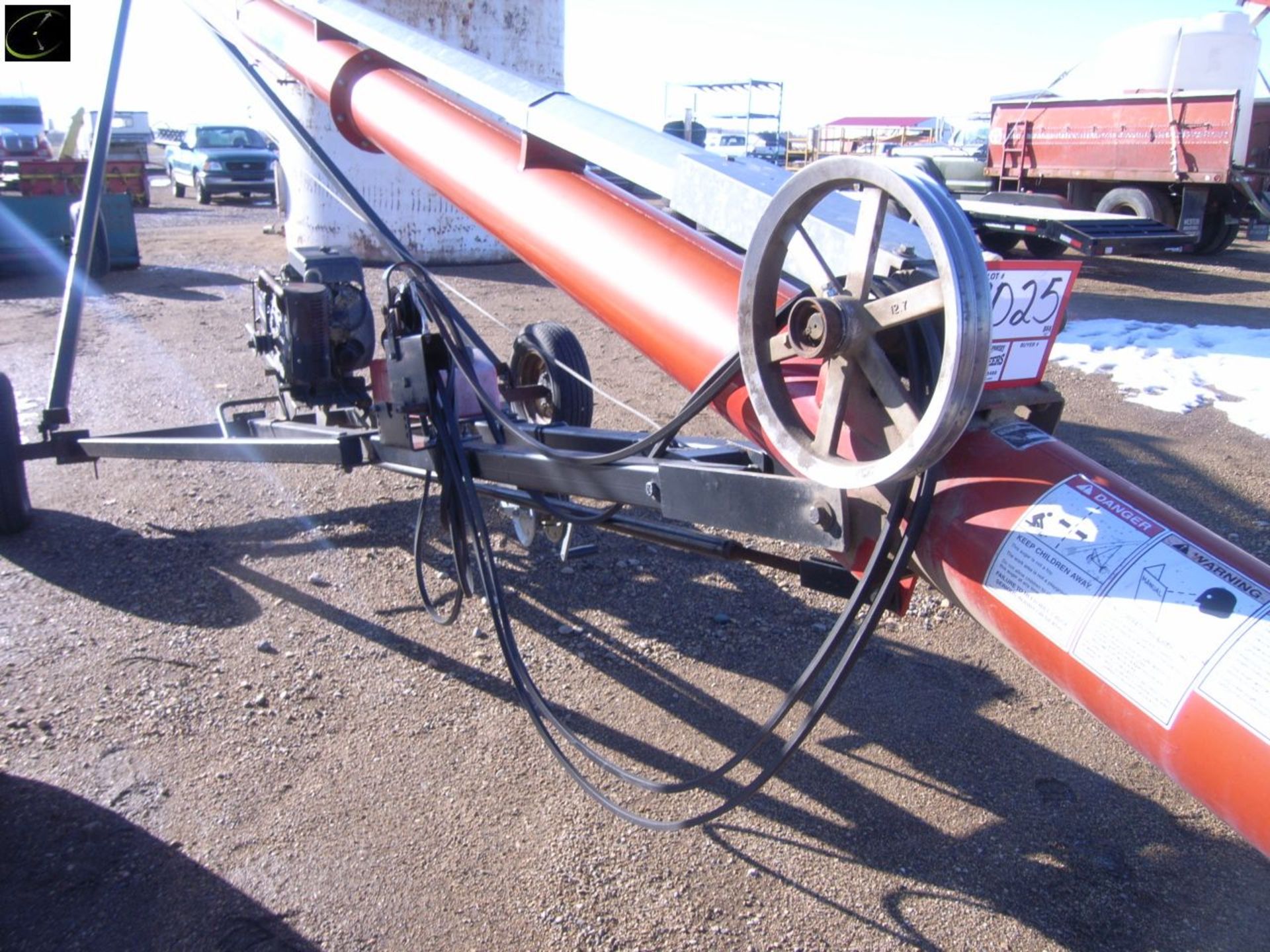 Wheatheart 46x8 auger w/ Robin 22HP eng SN AW0206195 - Image 3 of 6