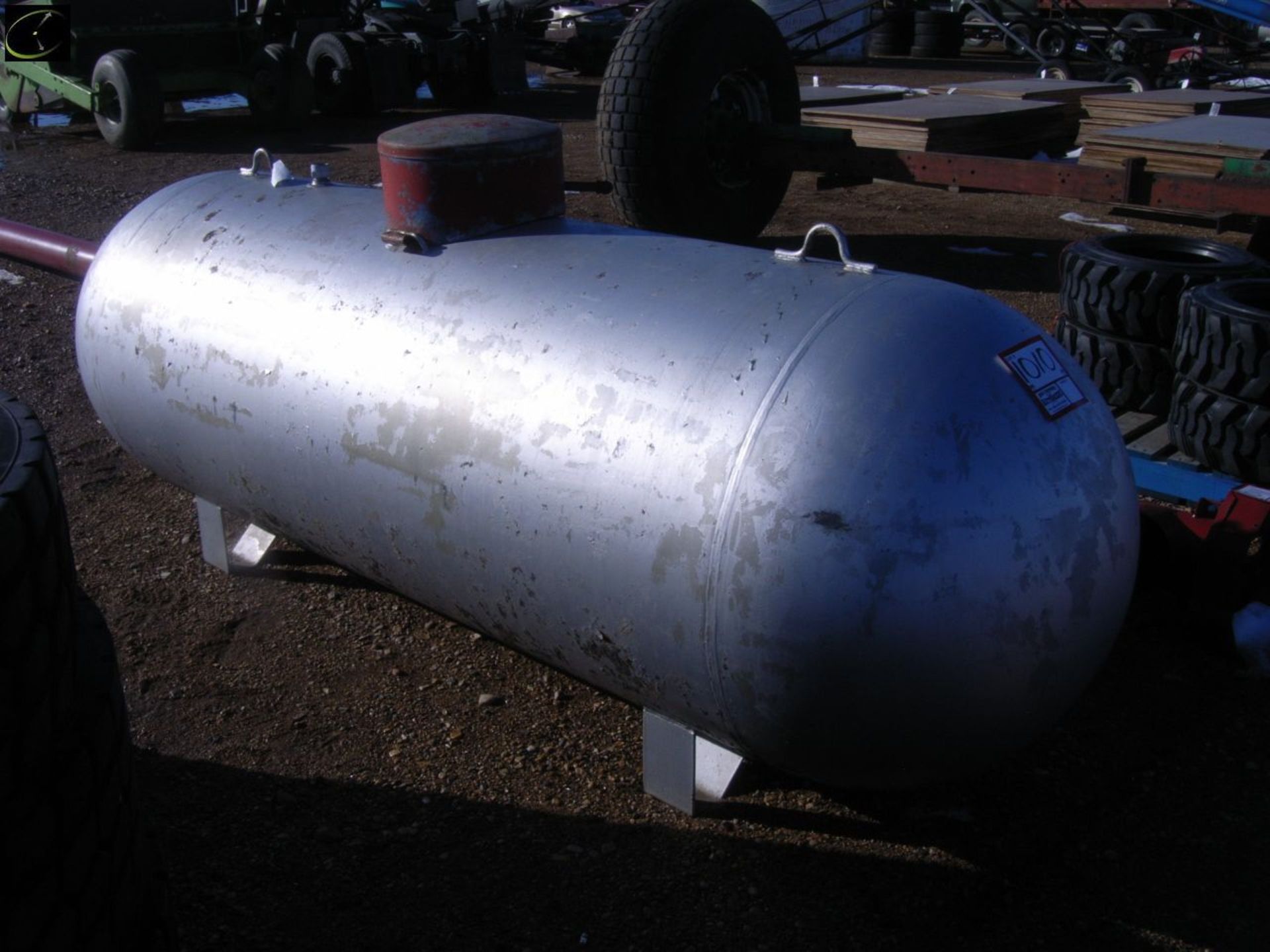 500 gal propane tank, 250 PSI, 30% full