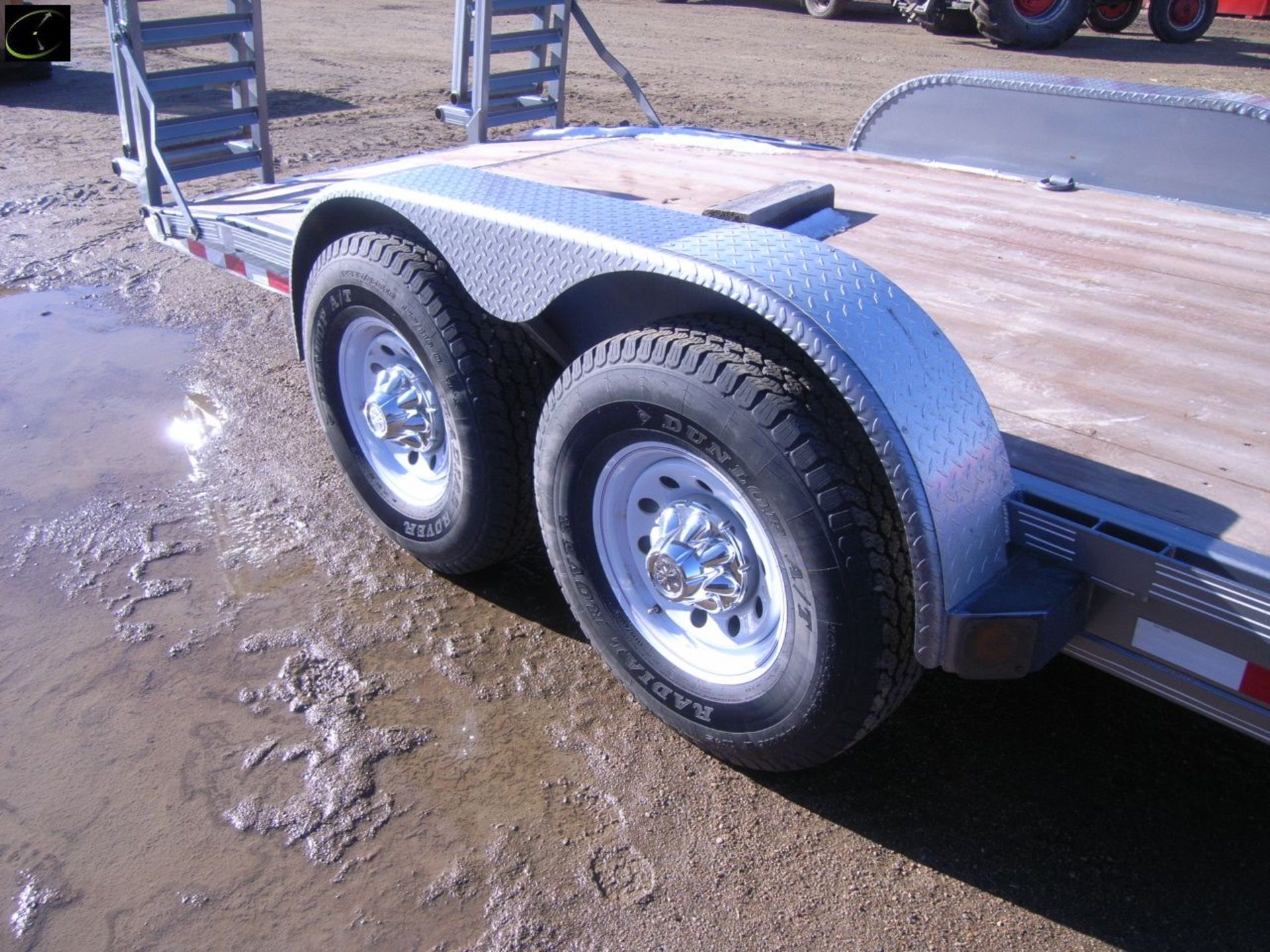 2009 Mustang 20ft tandem axle trailer SN 2K9FD31S251142511 - Image 3 of 8