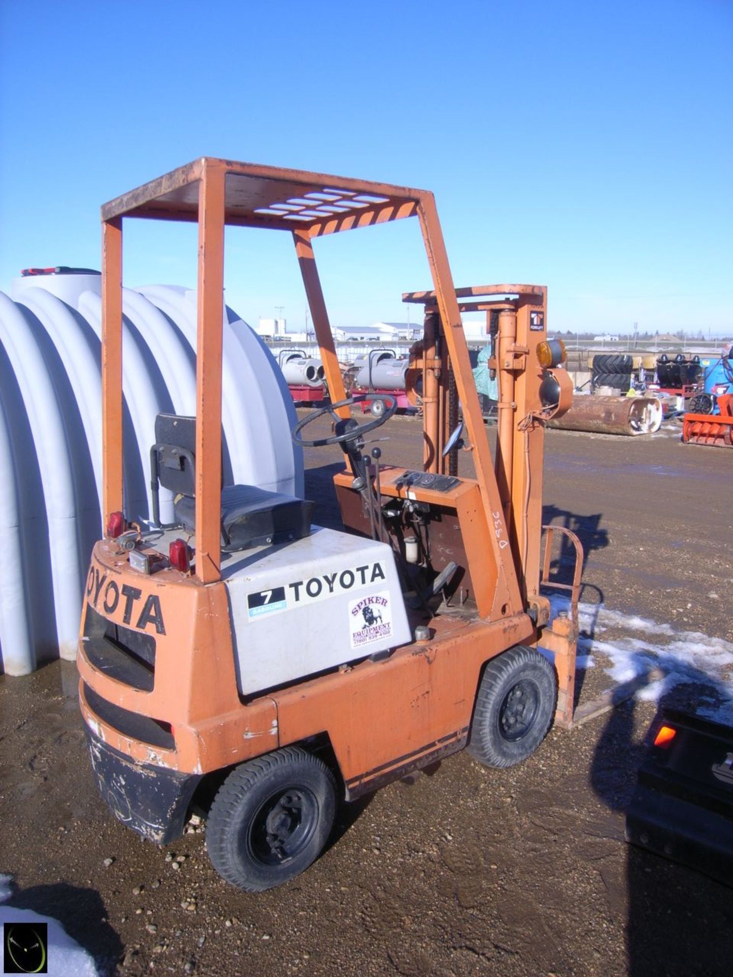 Toyota 7 fork lift SN 36106 - Image 4 of 7