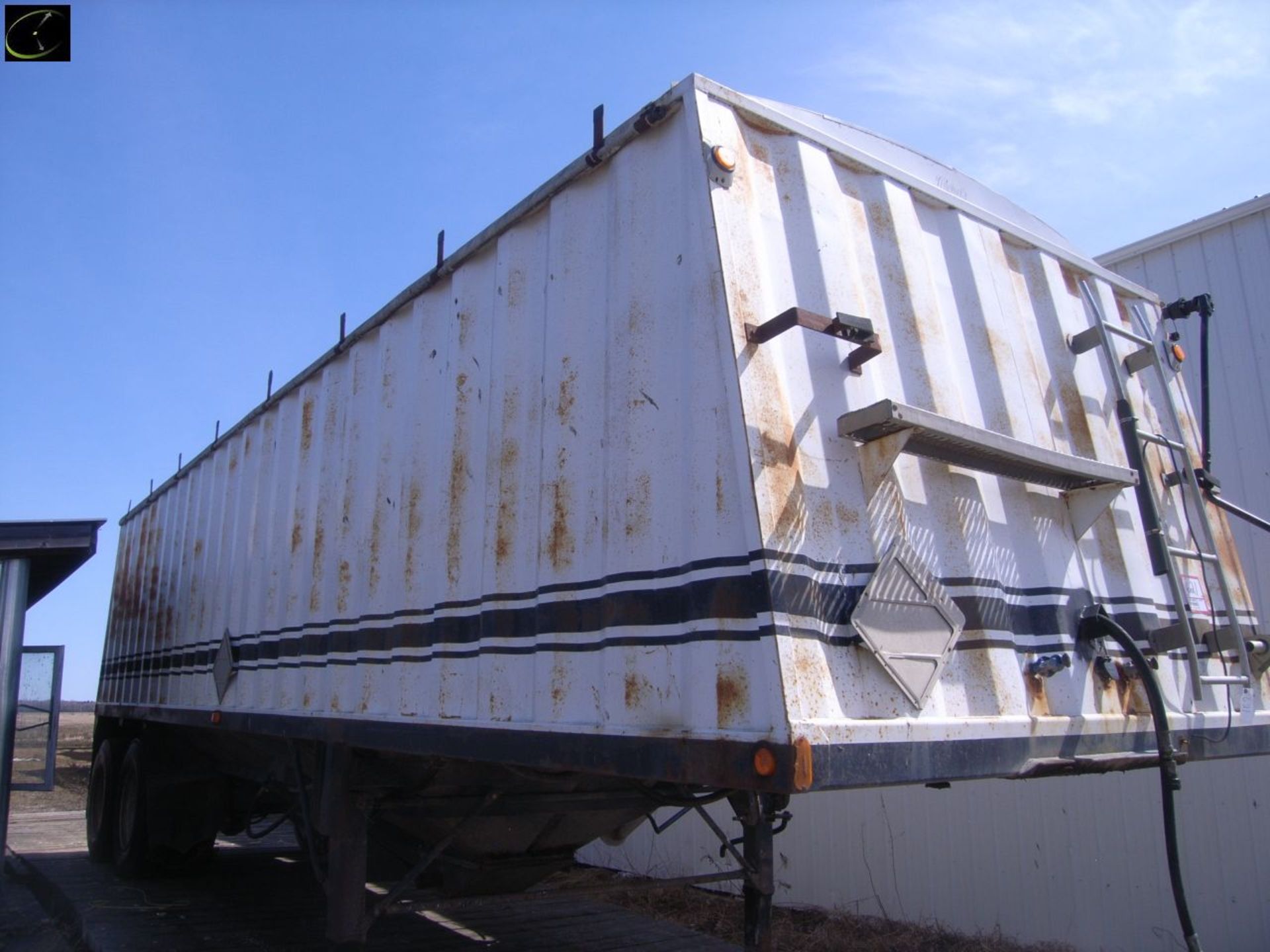 1997 Grain trailer Â 34' Â  SN: 2DEGBSZ2XV1010795 Â  Tire size: 11R 22.5 Â dual hoppers, Â w/