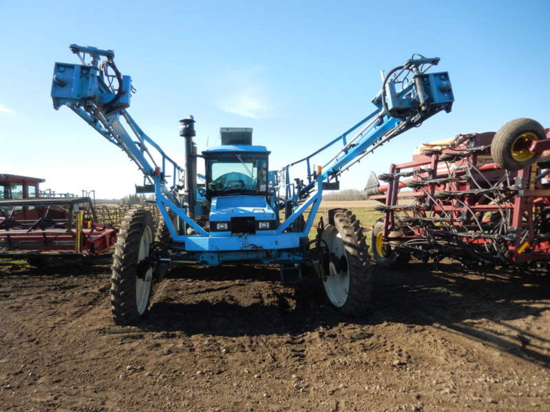 Gallenberg AG1000XT Â Rideglide Â High Clearance Sprayer Â 90' Â SN: 1610 Cummins D Â  4758 hrs Â