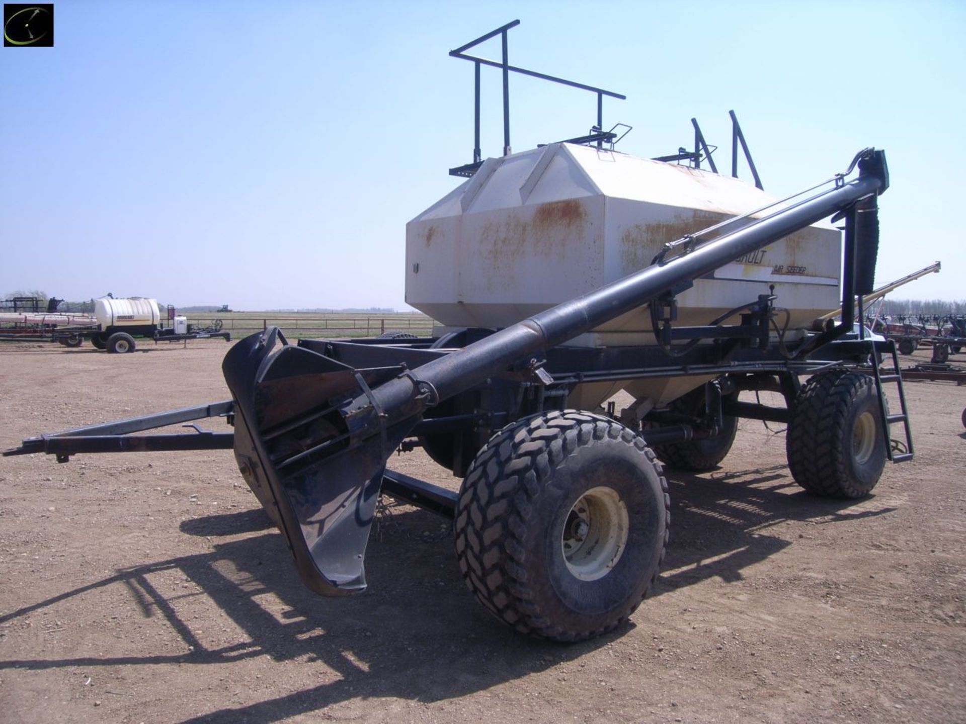 Bourgault 180 air tank, hyd drive fan, SN 1907 - Image 6 of 7
