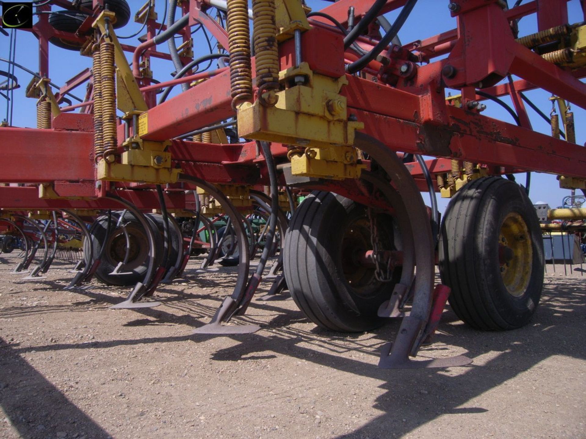 Bourgault 534-42 cultivator, twa all across, MTH - Image 3 of 7