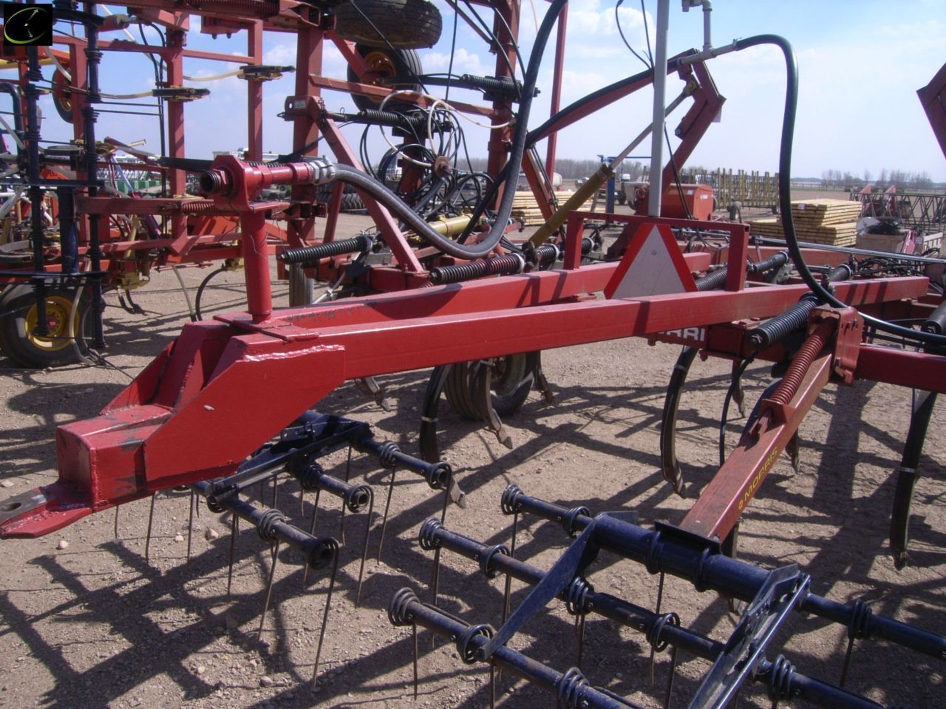 1985 Morris 725 Magnum Anhydrous cultivator - Image 3 of 6