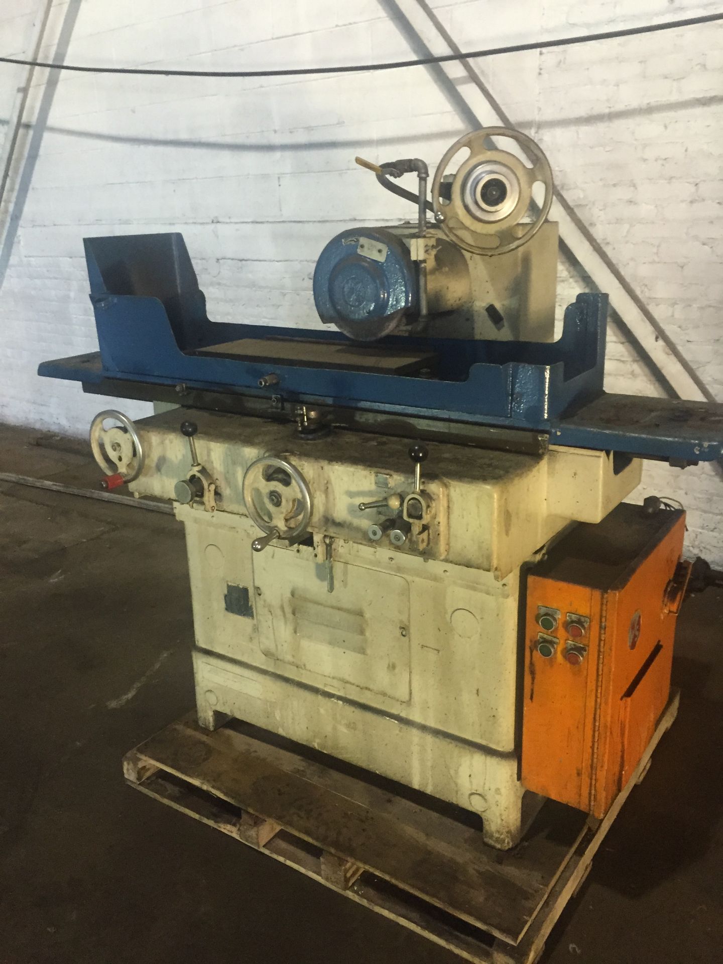 8” x 24” Warner & Swasey Hydraulic Surface Grinder - Image 2 of 4