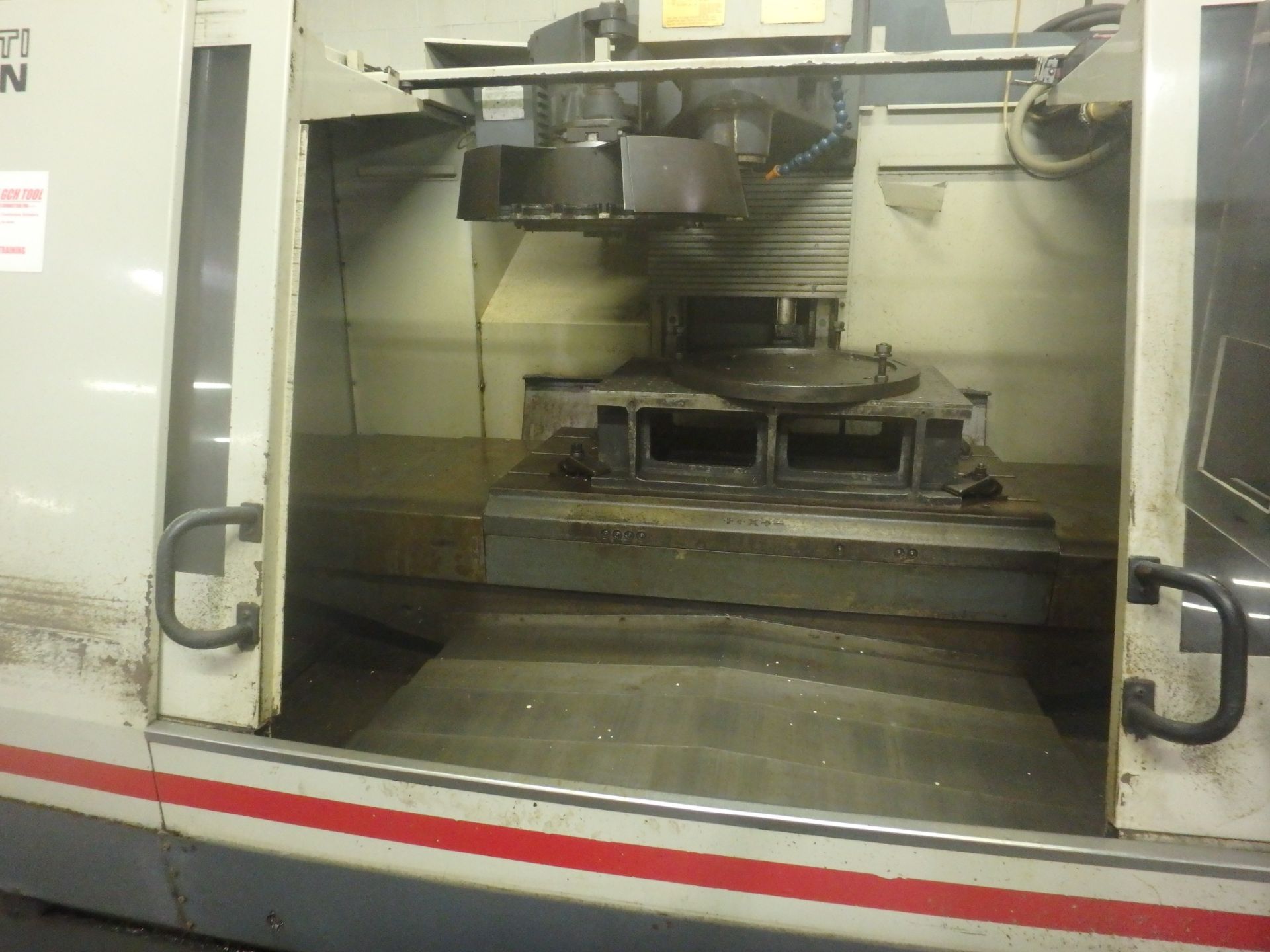 Cincinnati Sabre 1250 ERT Vertical Machining Center, 850SX Control - Image 6 of 11