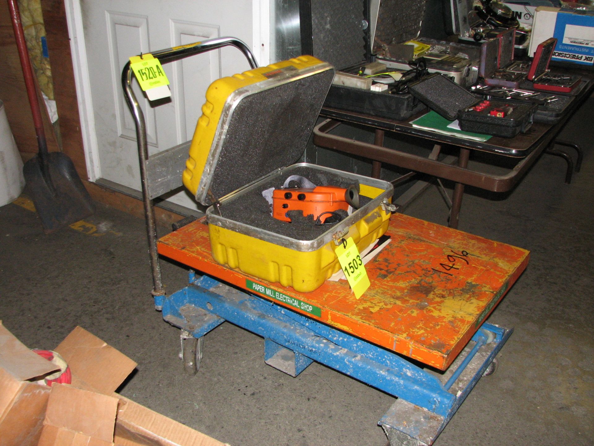 scissor lift table