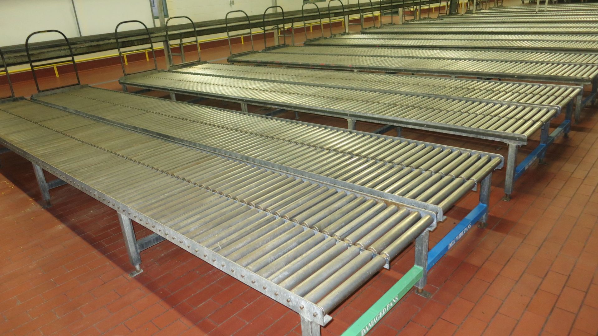 [Lot] Roller bed storage system including (9) 20' long 70" wide stands - Image 2 of 2