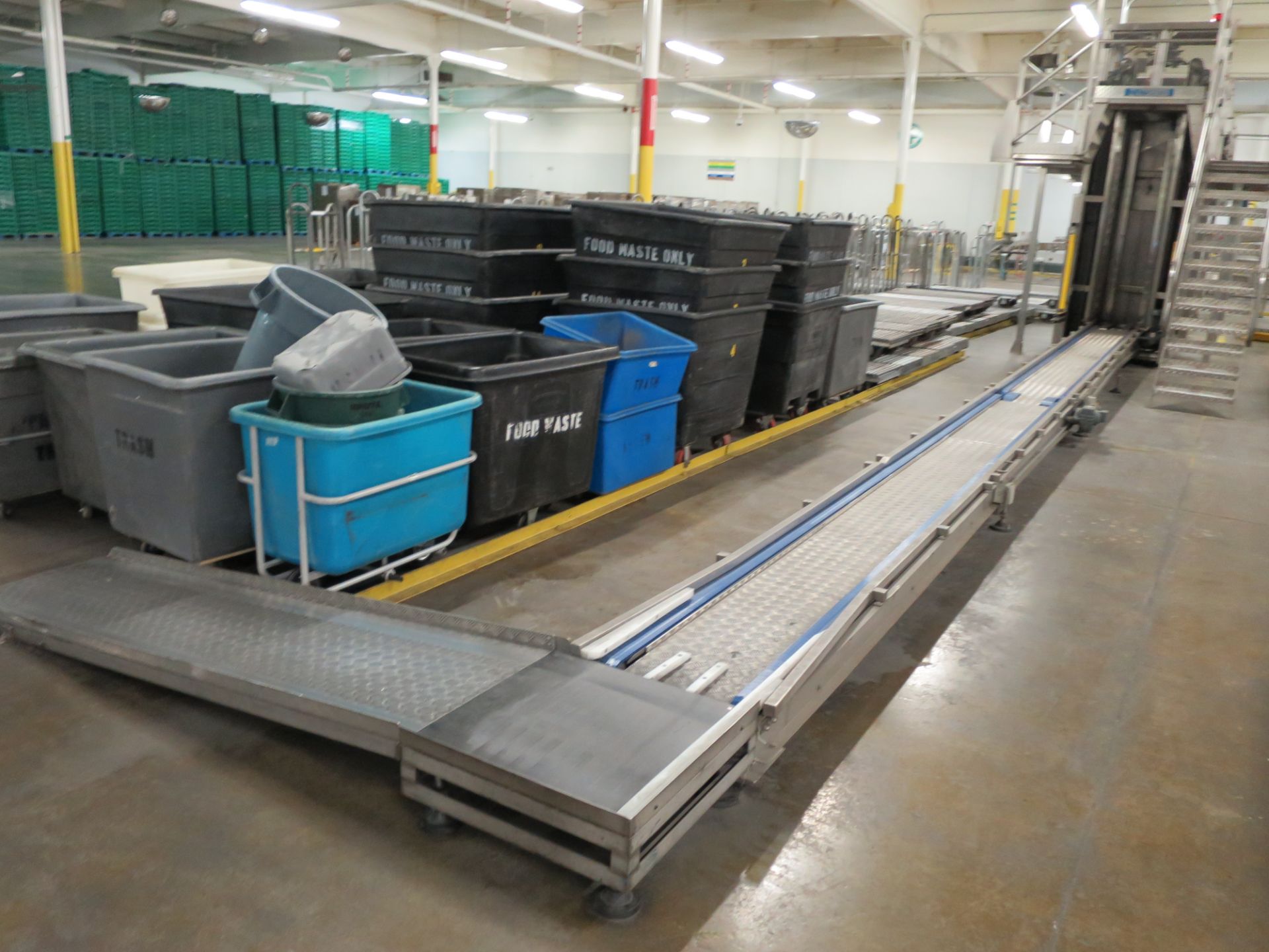 Newsmith tray wash system including destacker/inverter with 40' x 24" feed conveyor, blower, - Image 8 of 9