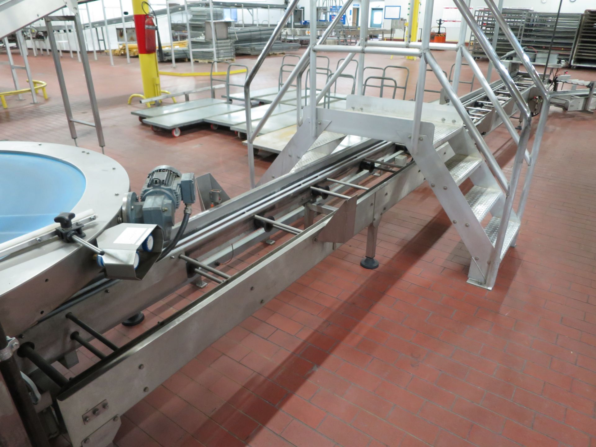 Full tray discharge conveyor, 30' long, 20" wide (belts removed) with 9Â½' mobile section, 1 hp