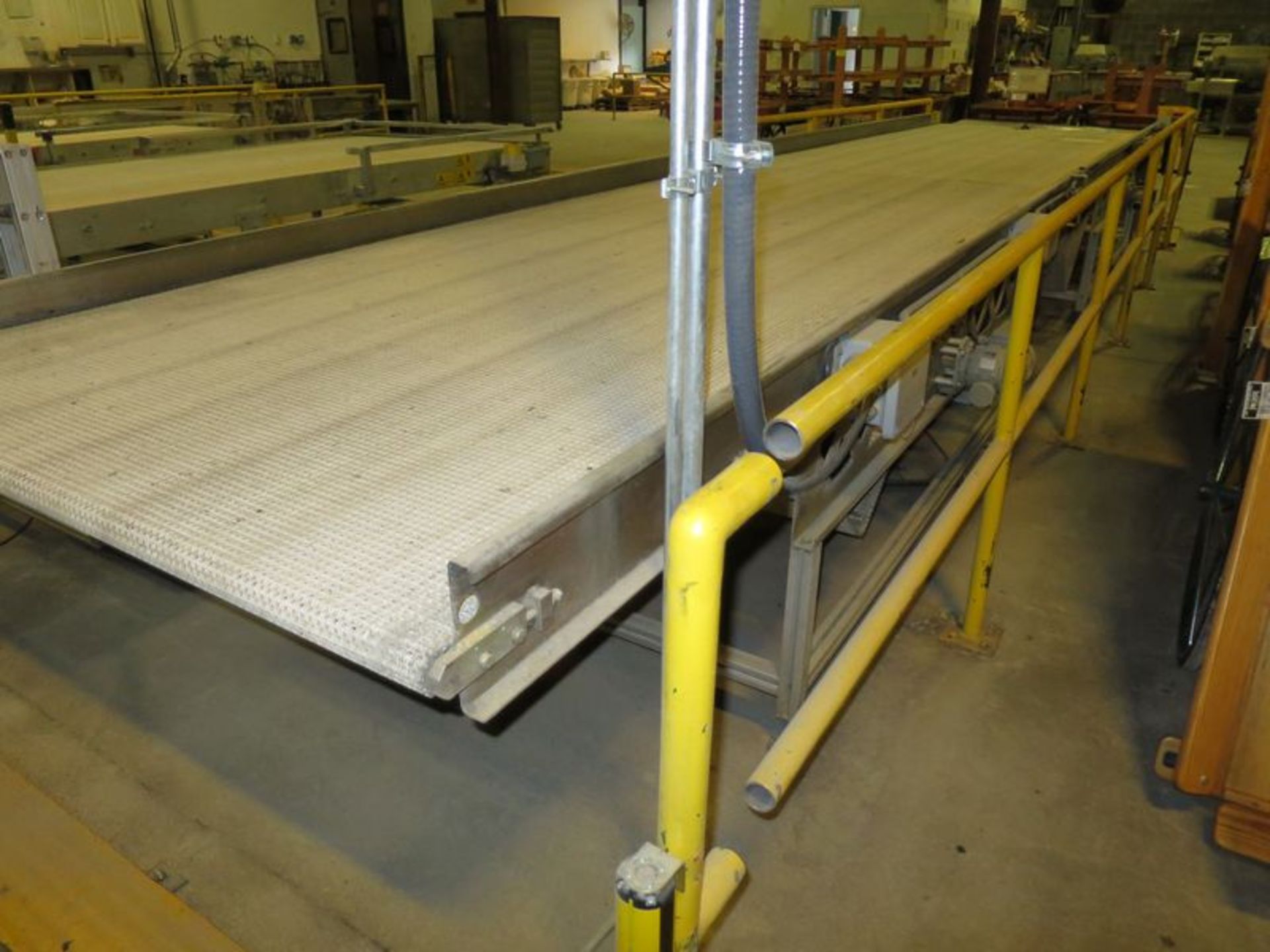 Marden discharge belt from unloader, 24' x 55" wide, with servo drives, hand and foot controls - Image 2 of 3