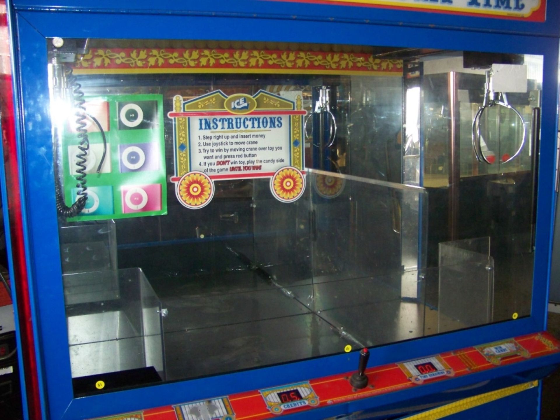 60" ICE WINNER EVERYTIME DUAL CLAW CRANE MACHINE - Image 8 of 8