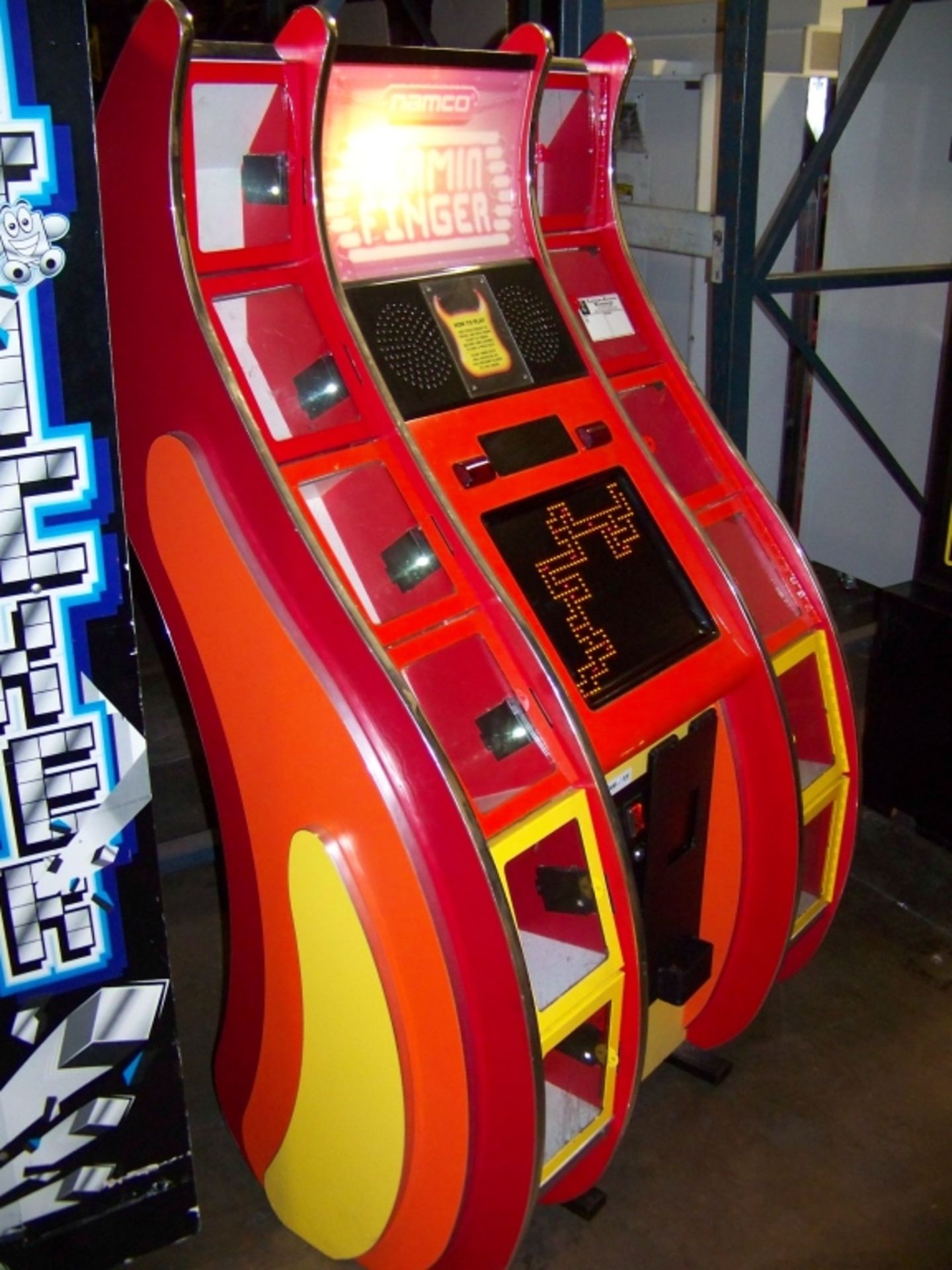 FLAMIN FINGER PRIZE REDEMPTION GAME NAMCO - Image 3 of 4