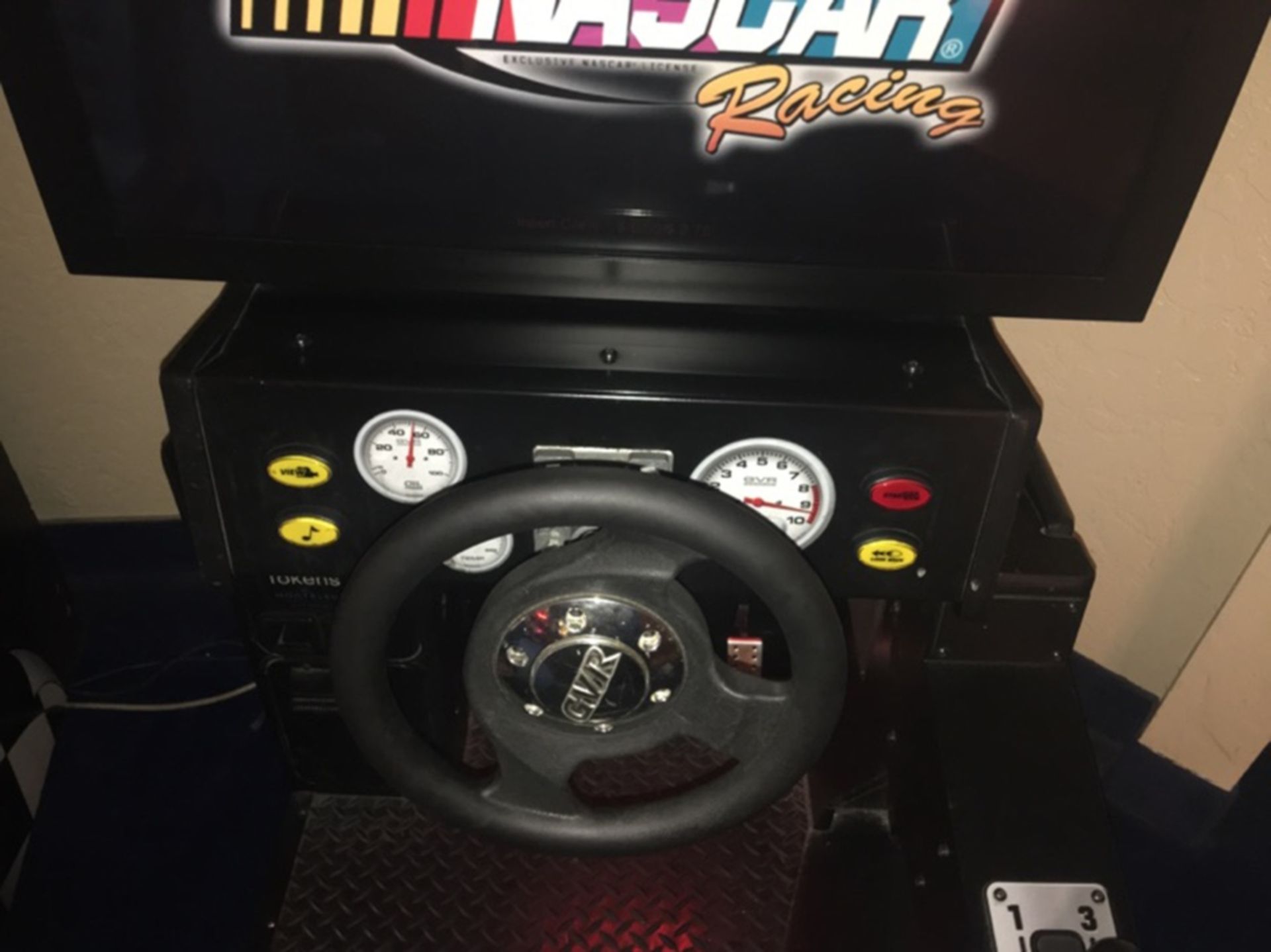 NASCAR RACING 32" LCD ARCADE GAME GLOBAL VR - Image 5 of 9