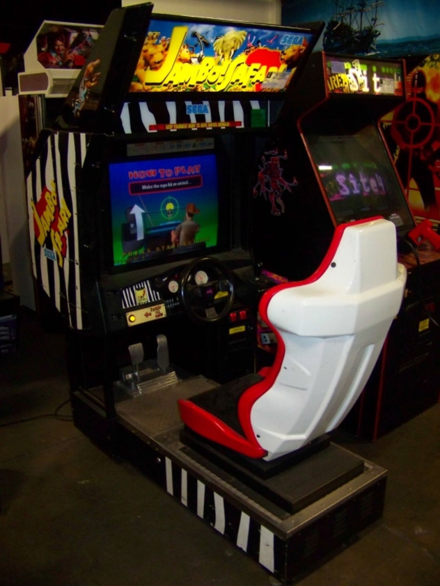 JAMBO SAFARI SITDOWN DRIVER ARCADE GAME