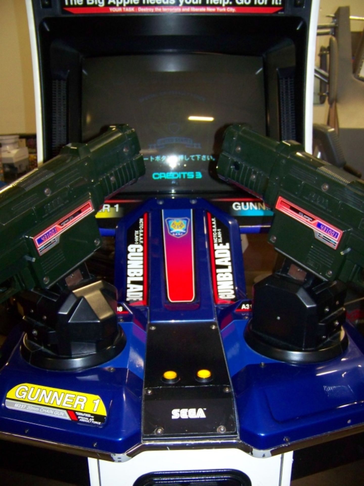 GUNBLADE NY STD 27" SHOOTER ARCADE GAME SEGA - Image 2 of 5