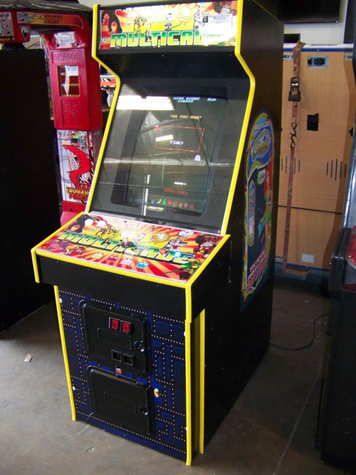 60 IN 1 MULTICADE UPRIGHT ARCADE GAME CUSTOM CAB - Image 3 of 8