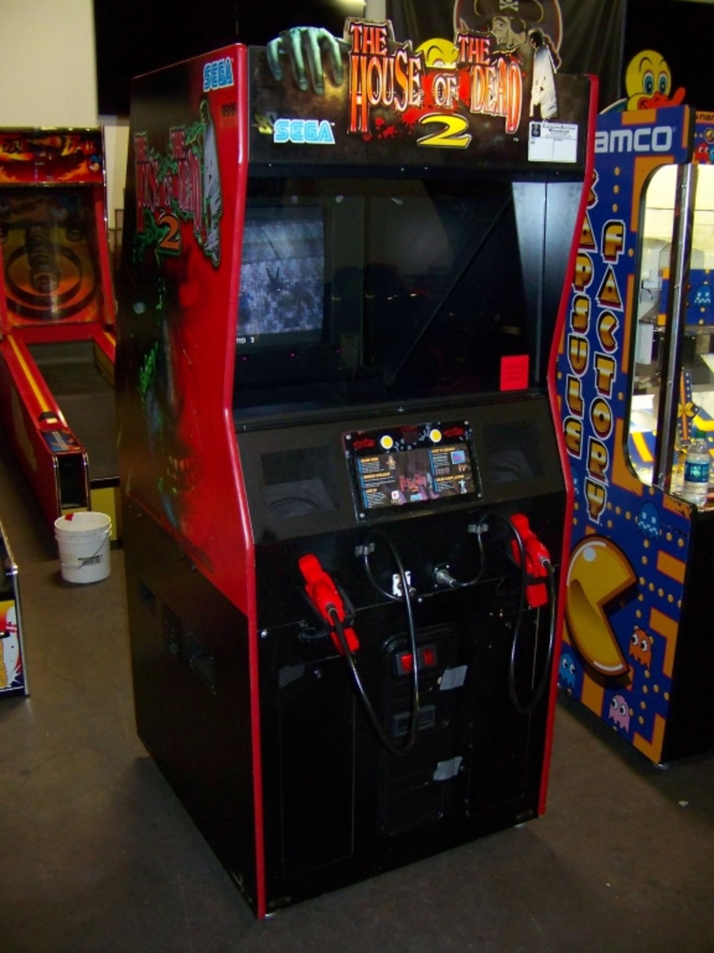 THE HOUSE OF THE DEAD 2 SEGA ZOMBIE SHOOTER ARCADE