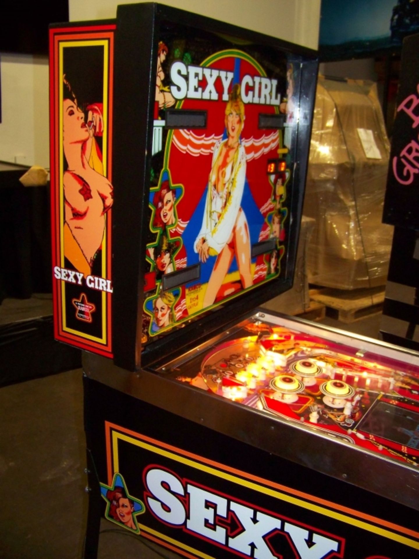 SEXY GIRL PINBALL MACHINE 1980 RANCO AUTOMATEN Item is in used condition. Evidence of wear and - Image 7 of 10