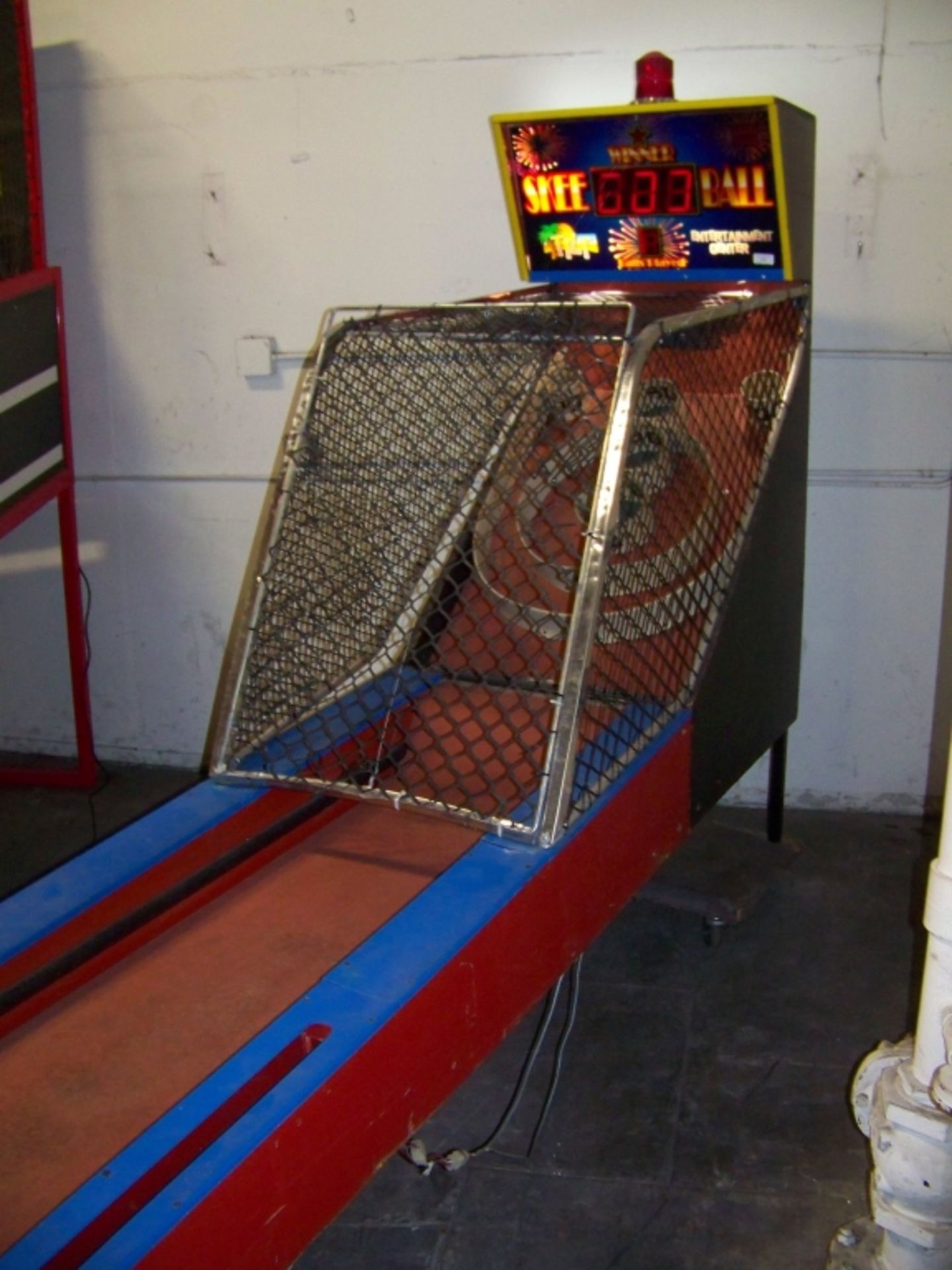 SKEEBALL ALLEY ROLLER MACHINE 13' LANE COMPLETE Item is in used condition. Evidence of wear and - Image 5 of 5