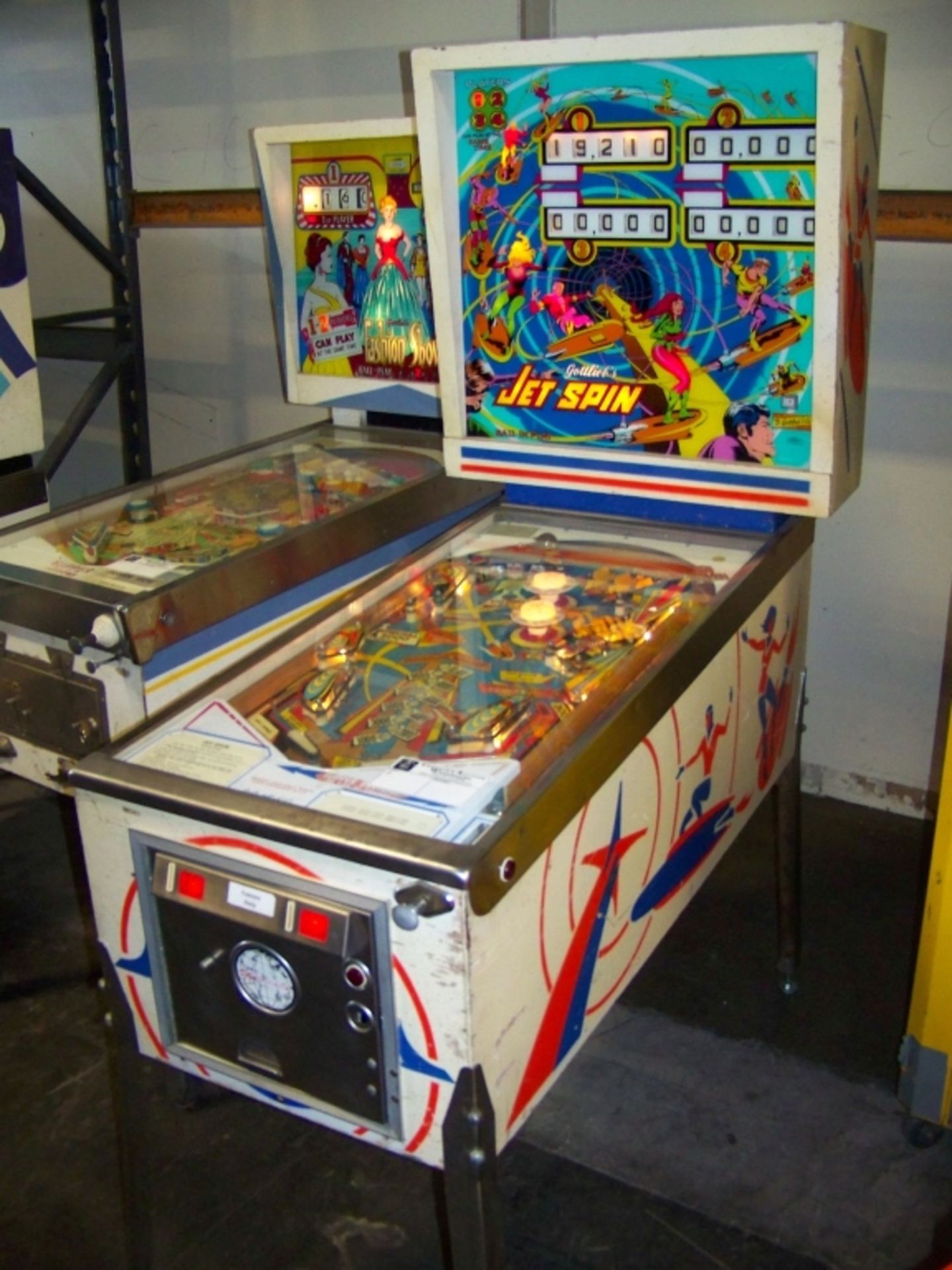 JET SPIN PINBALL MACHINE GOTTLIEB 1977 Item is in used condition. Evidence of wear and commercial