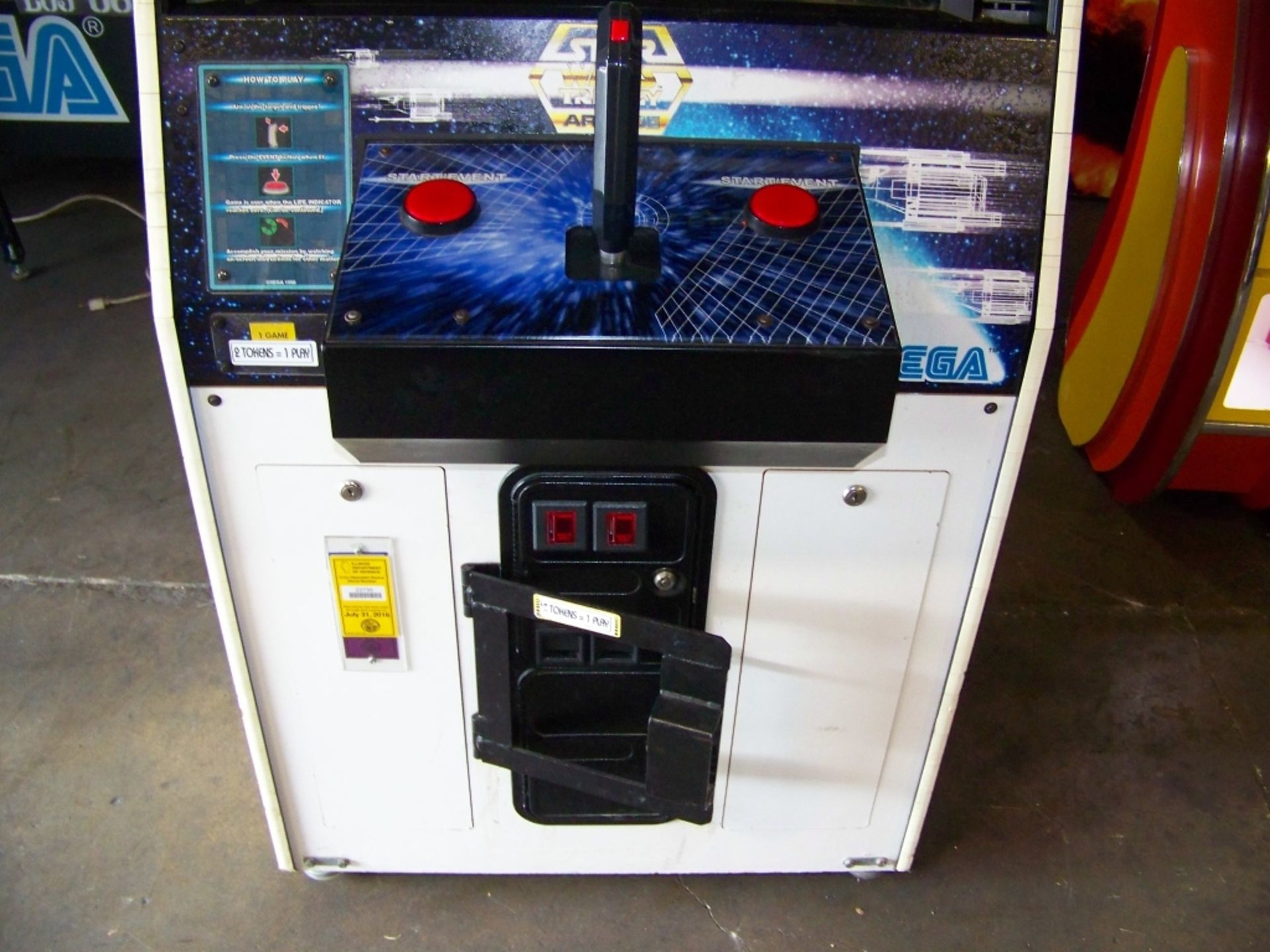 STAR WARS TRILOGY UPRIGHT ARCADE GAME SEGA Item is in used condition. Evidence of wear and - Image 4 of 5