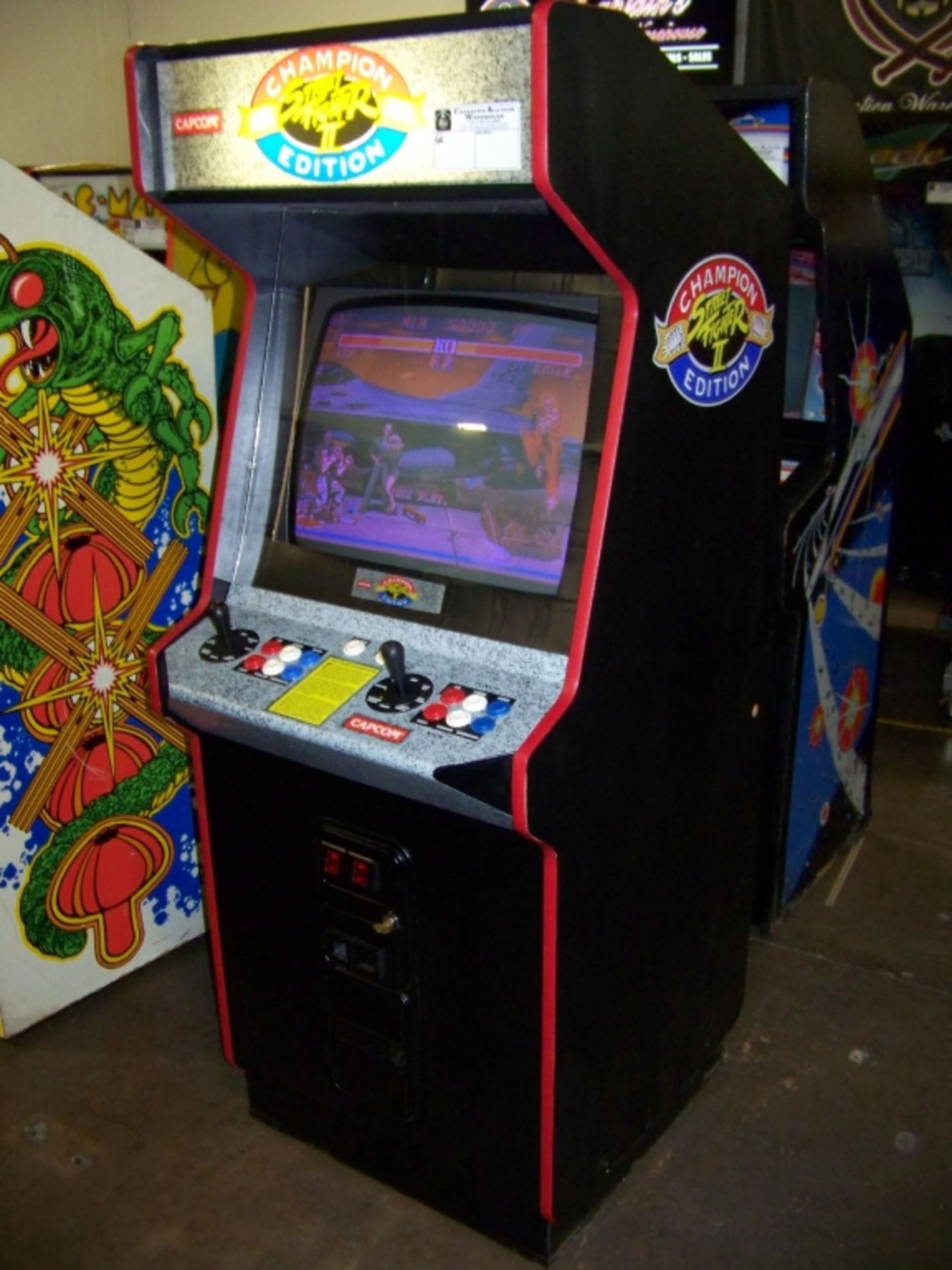 STREET FIGHTER II CHAMP EDITION ARCADE GAME Item is in used condition. Evidence of wear and - Image 5 of 8