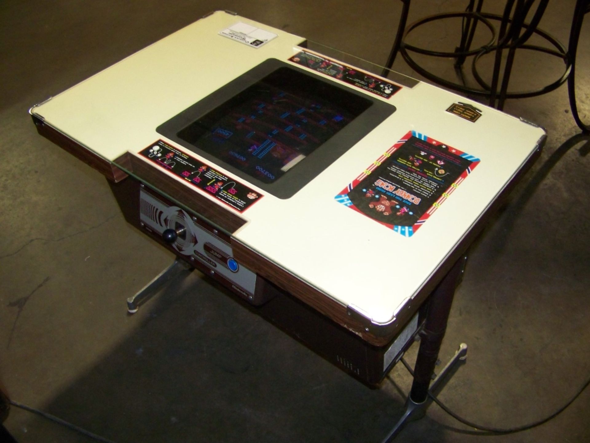 DONKEY KONG COCKTAIL TABLE CLASSIC ARCADE Item is in used condition. Evidence of wear and commercial - Image 2 of 2