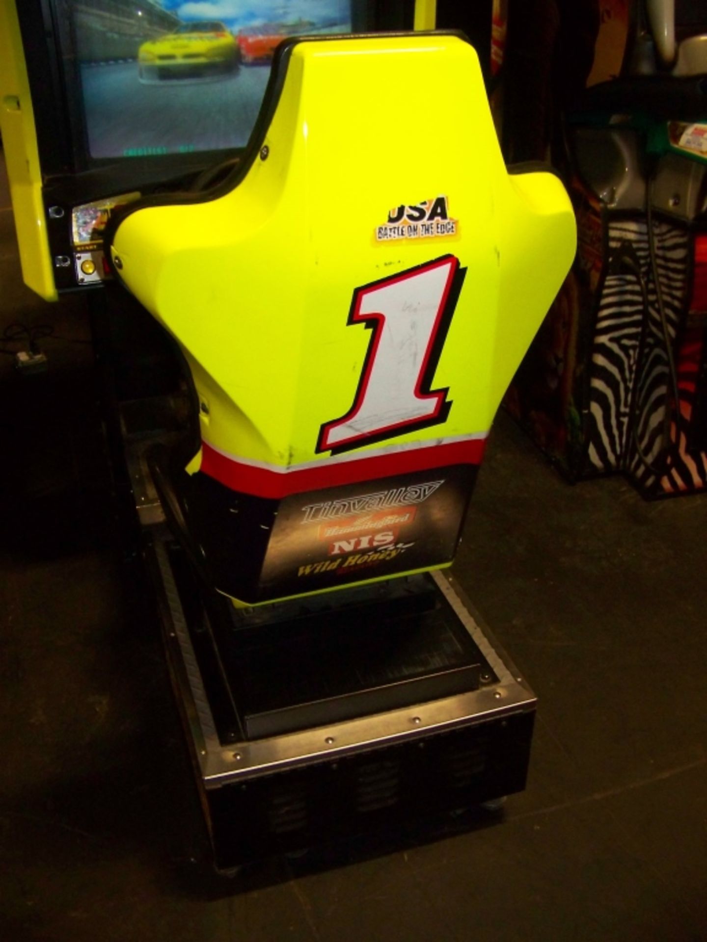 DAYTONA 2 SINGLE RACING ARCADE GAME SEGA Item is in used condition. Evidence of wear and - Image 2 of 5