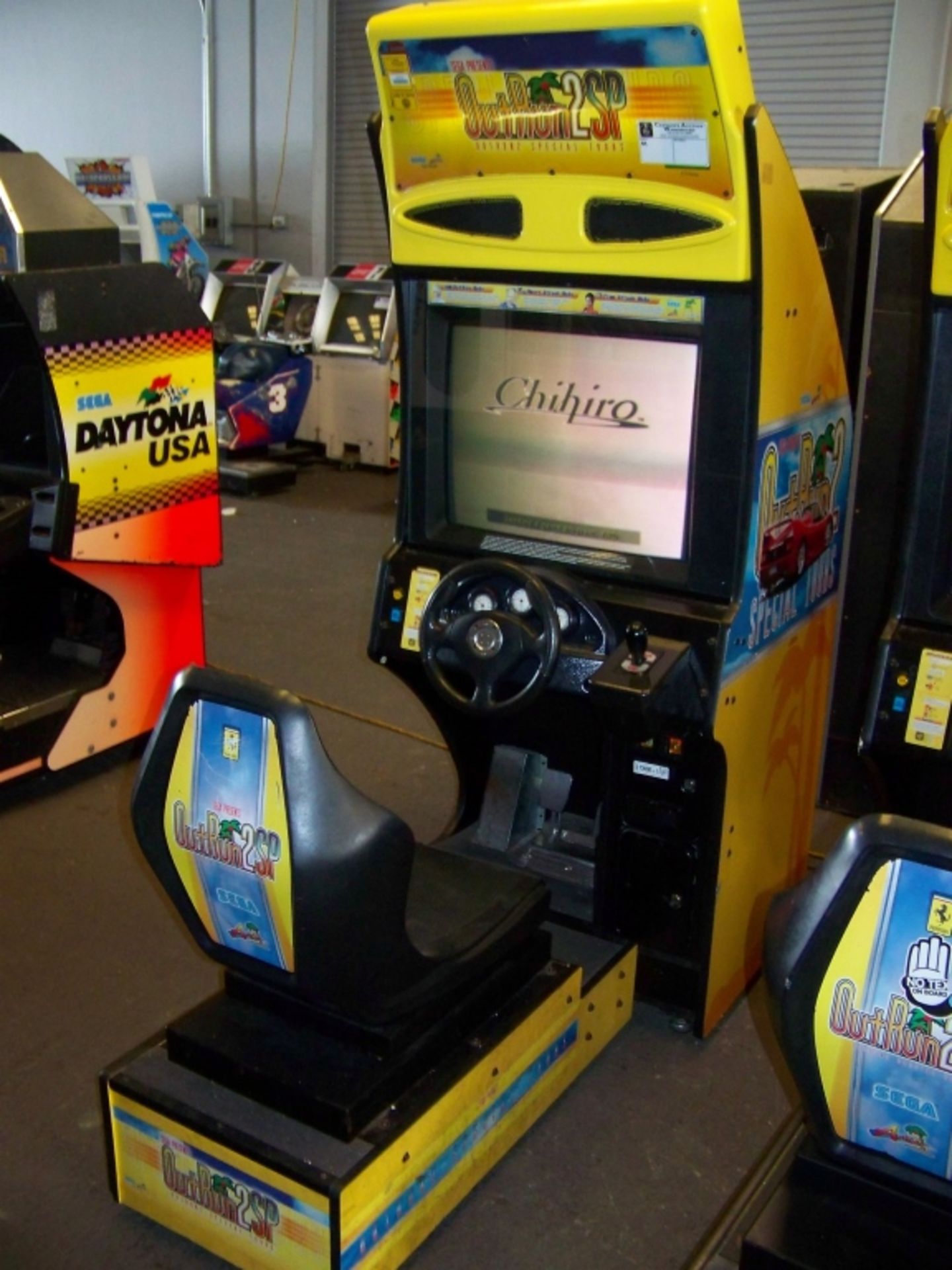 OUTRUN 2 SPECIAL EDITION RACING ARCADE GAME SEGA Item is in used condition. Evidence of wear and - Image 4 of 9