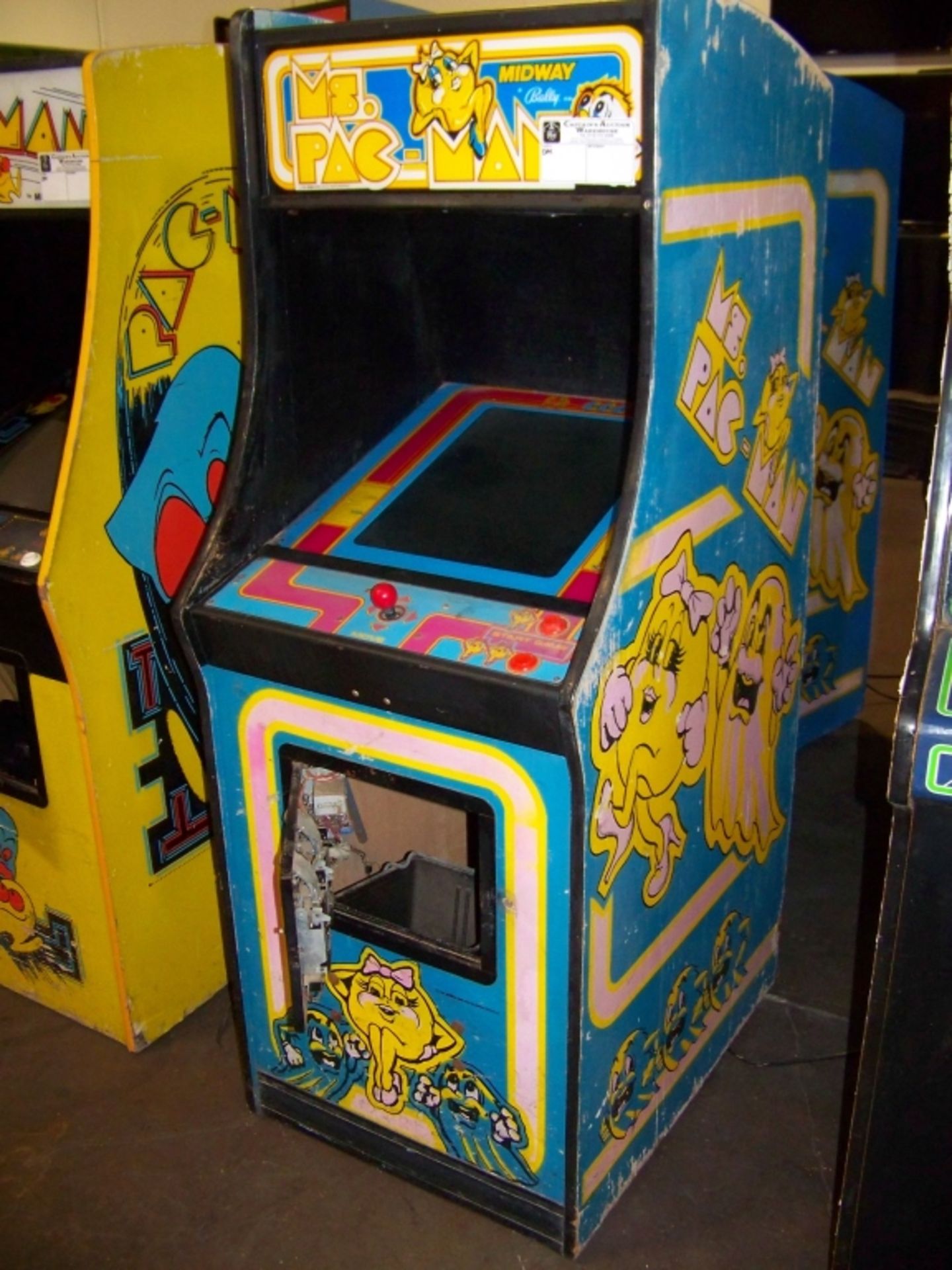 MS PACMAN CLASSIC ARCADE GAME MIDWAY Item is in used condition. Evidence of wear and commercial