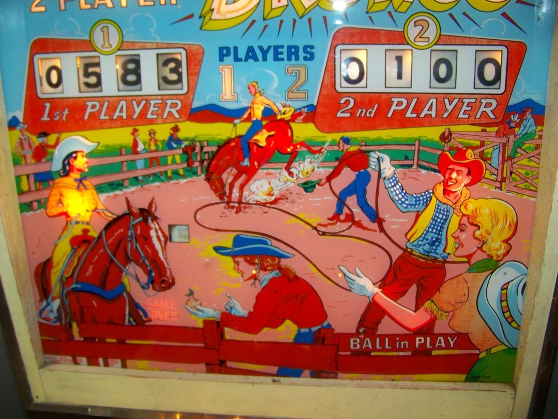 BRONCO PINBALL MACHINE CHICAGO COIN 1963 Item is in used condition. Evidence of wear and - Image 5 of 8