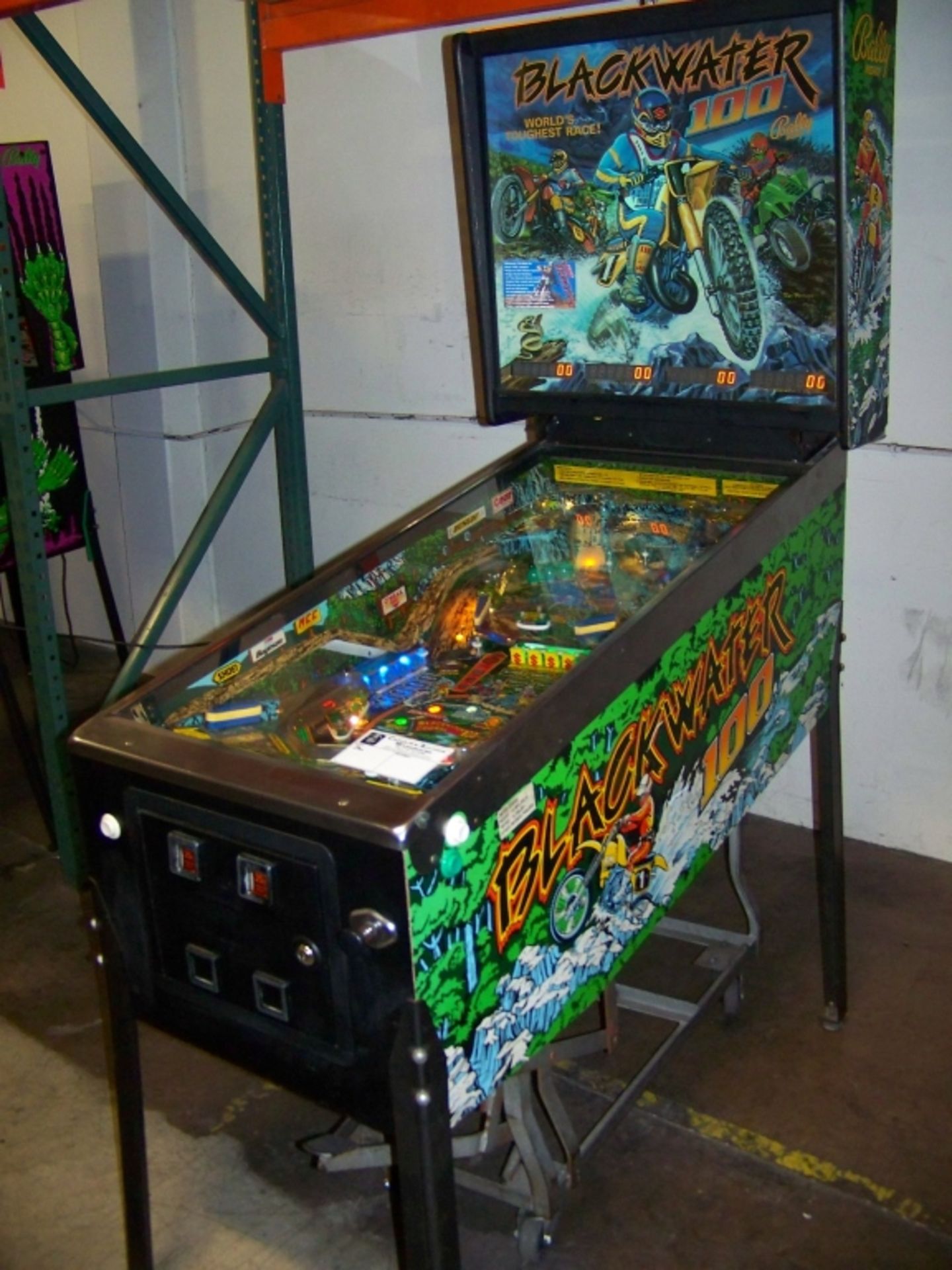 BLACKWATER 100 PINBALL MACHINE BALLY 1988 Item is in used condition. Evidence of wear and commercial - Image 2 of 10