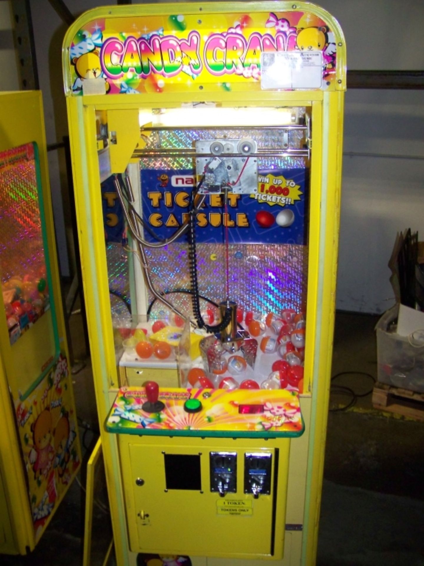 24"" CANDY SHOPPE CRANE MACHINE COASTAL Item is in used condition. Evidence of wear and commercial - Image 3 of 3