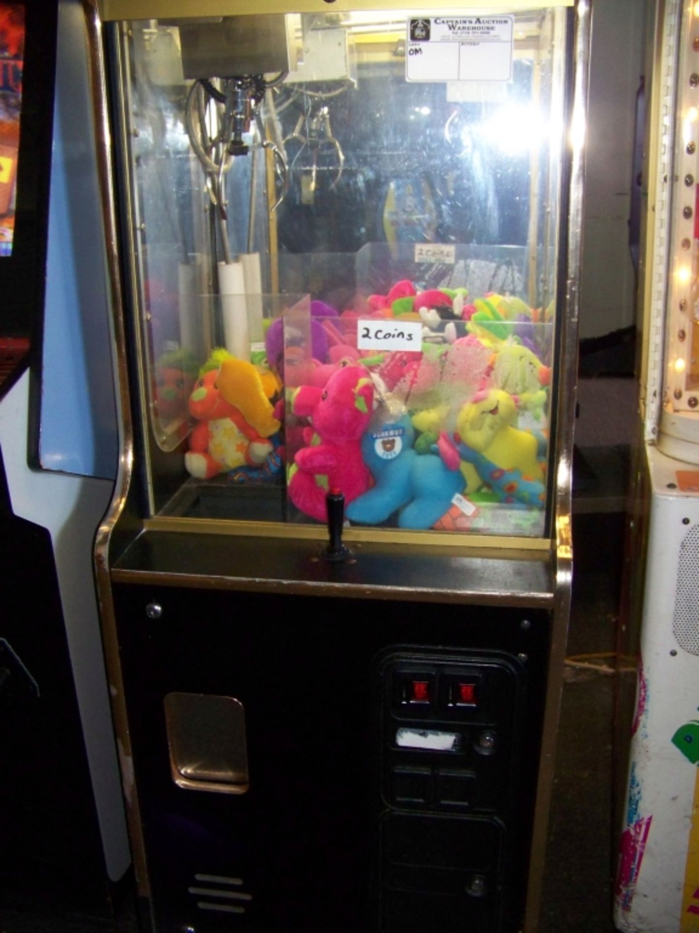 24"" TOY CHEST PLUSH CLAW CRANE MACHINE OM Item is in used condition. Evidence of wear and - Image 3 of 5