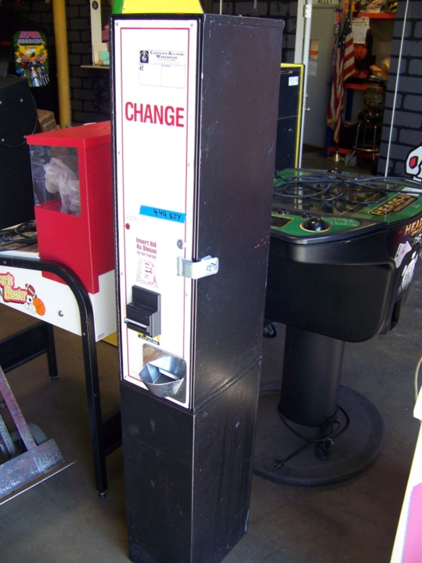 HAMILTON DOLLAR BILL CHANGER MACHINE