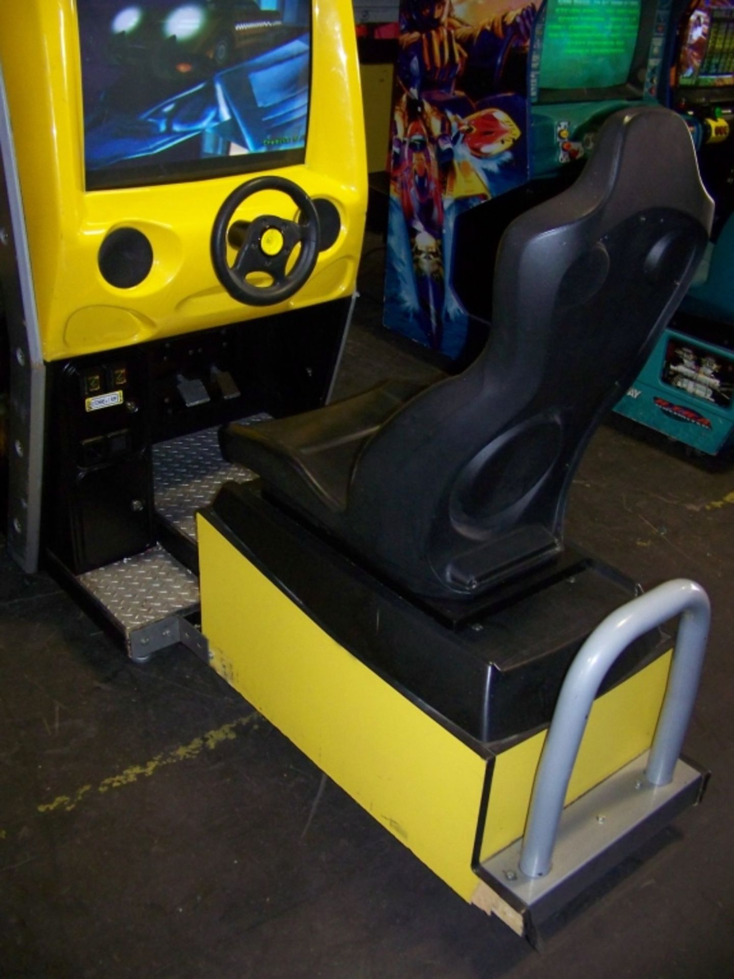 SMASHING DRIVE NYC SITDOWN DRIVER ARCADE GAME - Image 4 of 4