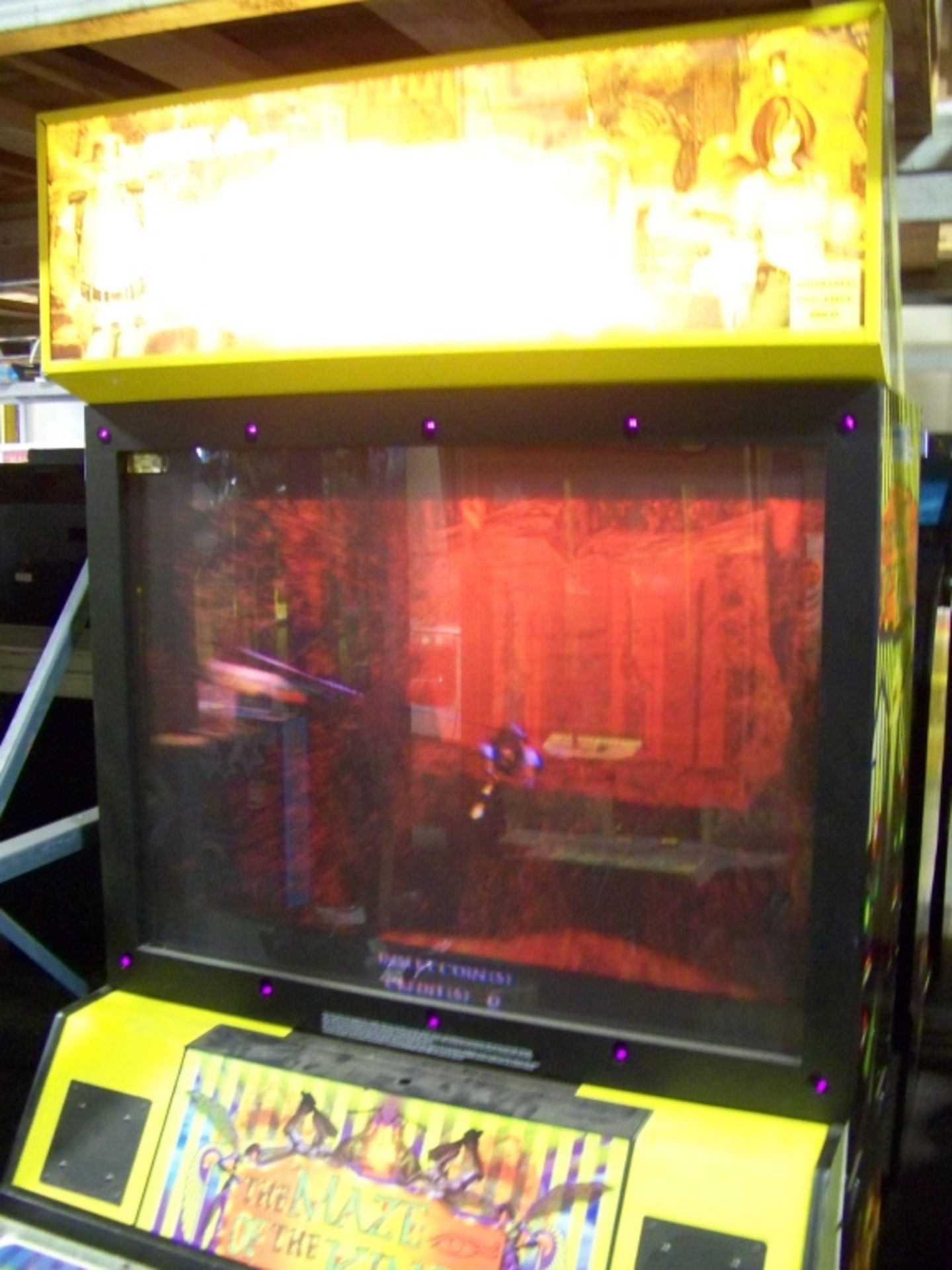 THE MAZE OF KINGS DX 50" SHOOTER ARCADE GAME SEGA - Image 8 of 8