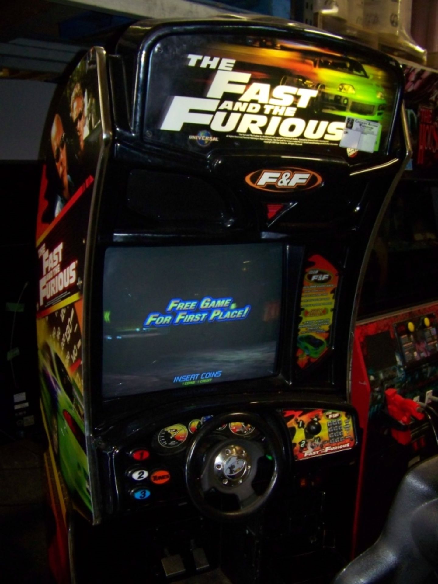 FAST AND FURIOUS SITDOWN DRIVER ARCADE GAME - Image 2 of 5