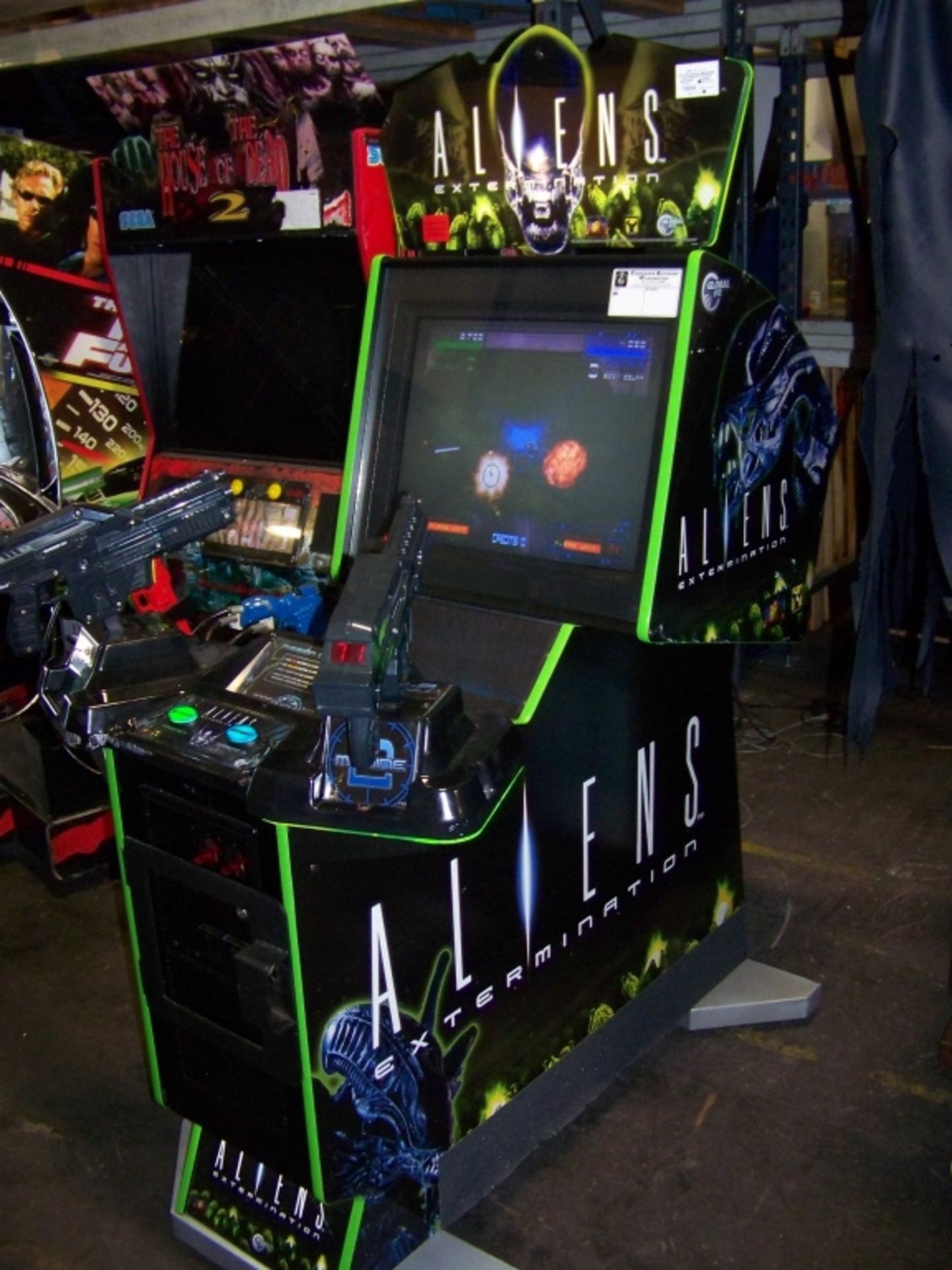 ALIENS EXTERMINATION FIXED GUN SHOOTER ARCADE GAME