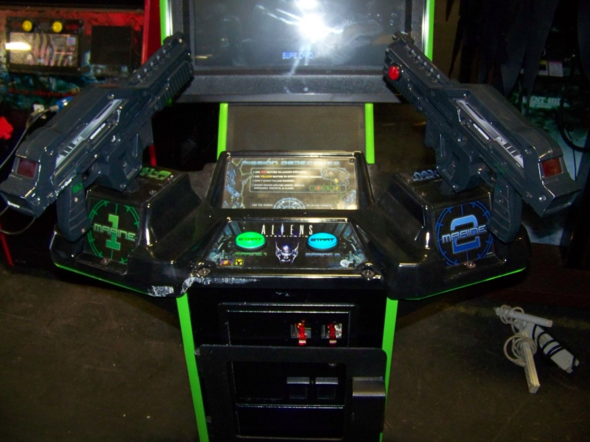 ALIENS EXTERMINATION FIXED GUN SHOOTER ARCADE GAME - Image 6 of 7